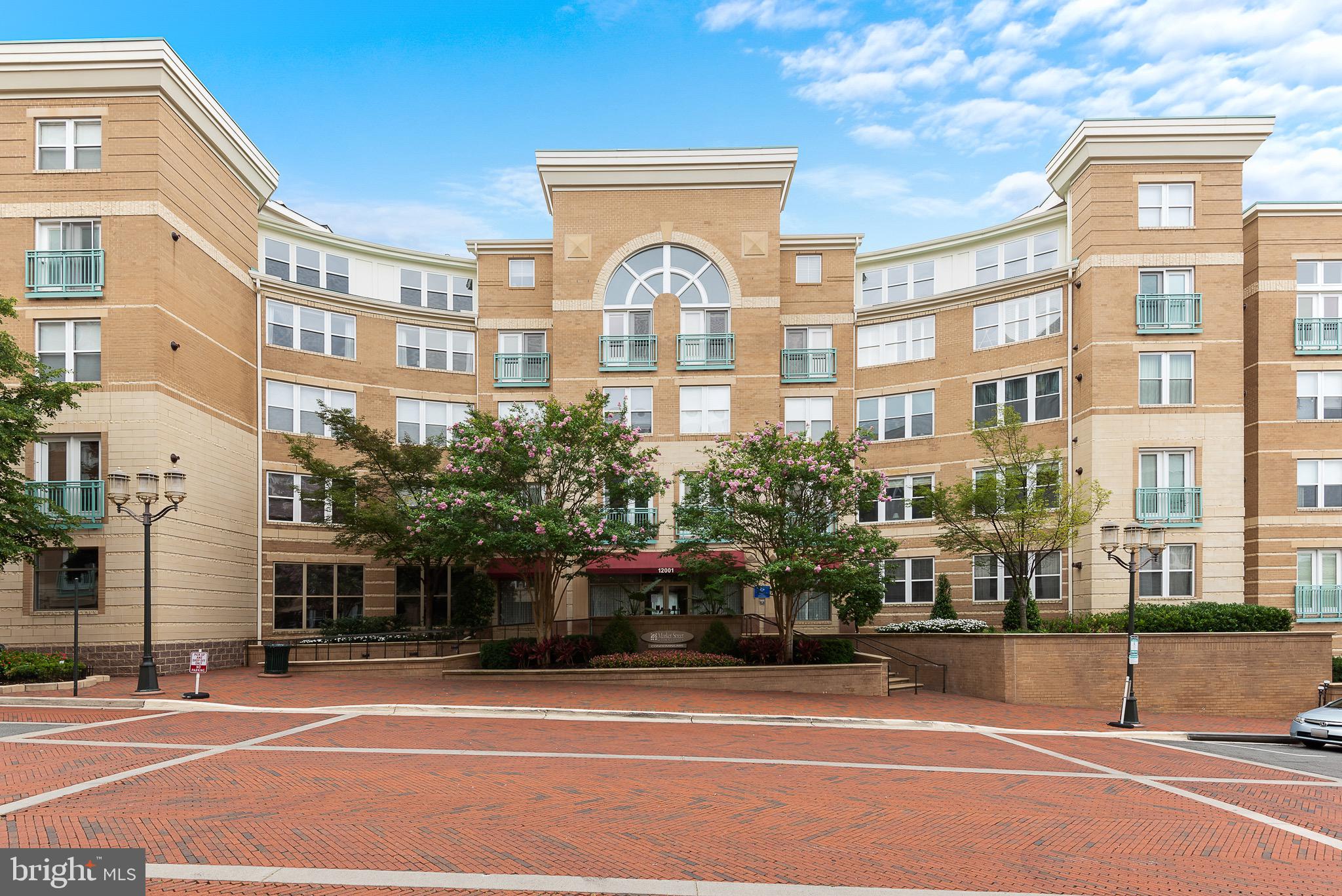 MARKET STREET AT TOWN CENTER - Residential