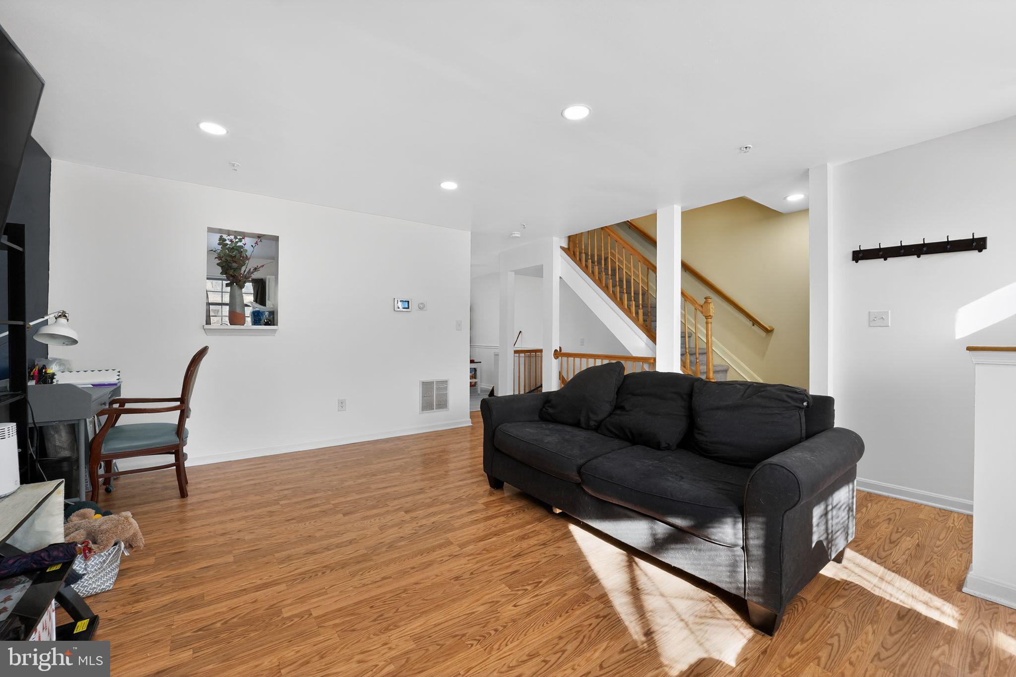 NEW TOWN - Residential