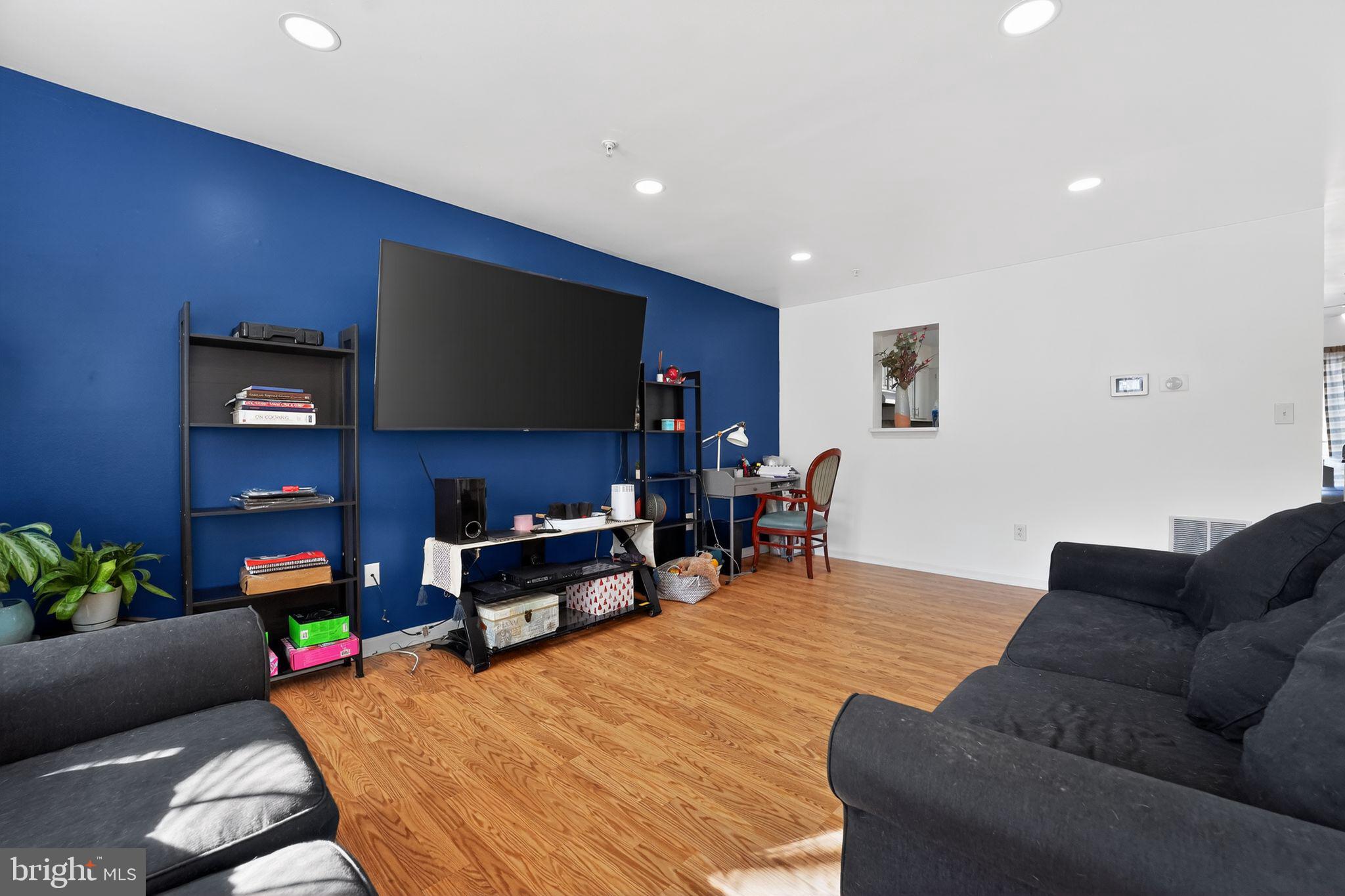 NEW TOWN - Residential