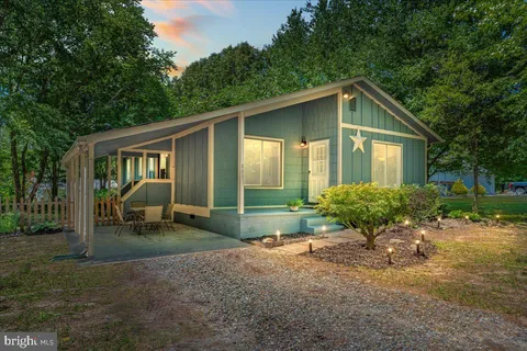 803 Lake Caroline Drive, Ruther Glen, VA 22546 - MLS#: VACV2007606