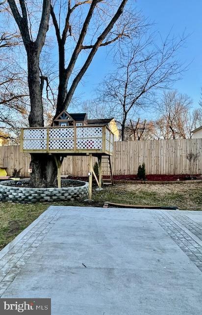 RAMBLING HILLS - Residential