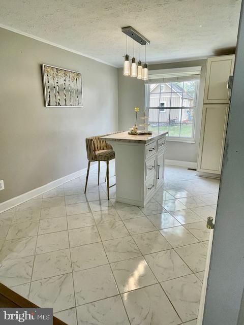 RAMBLING HILLS - Residential