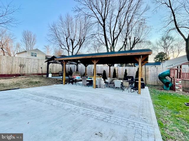 RAMBLING HILLS - Residential