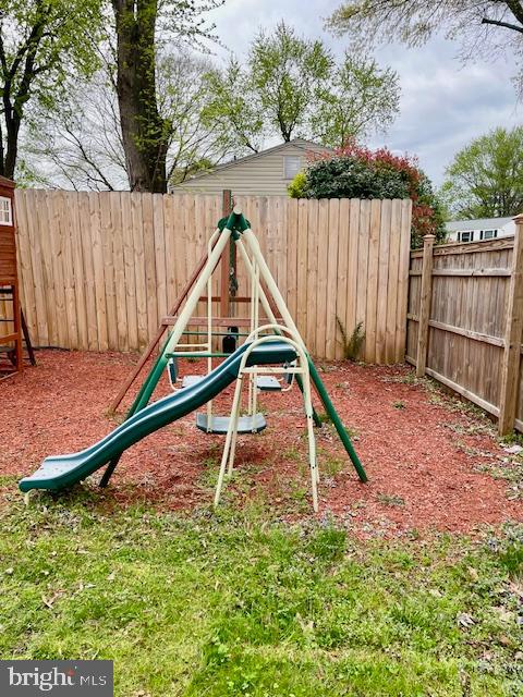 RAMBLING HILLS - Residential