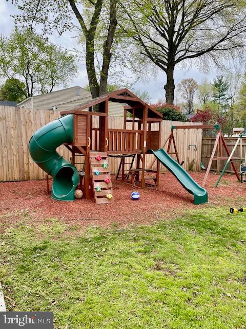 RAMBLING HILLS - Residential