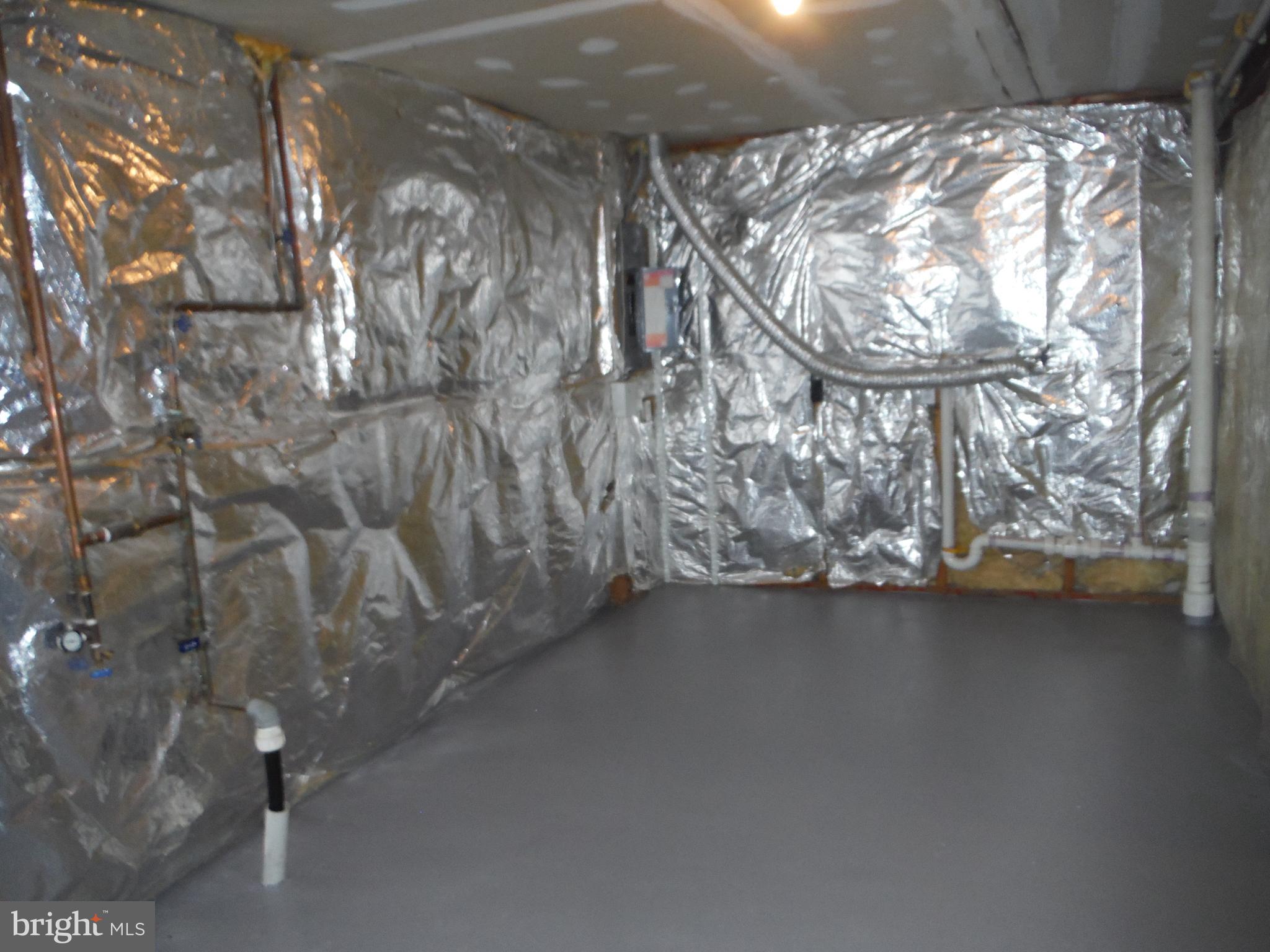 CHESTNUT HILL COVE - Residential