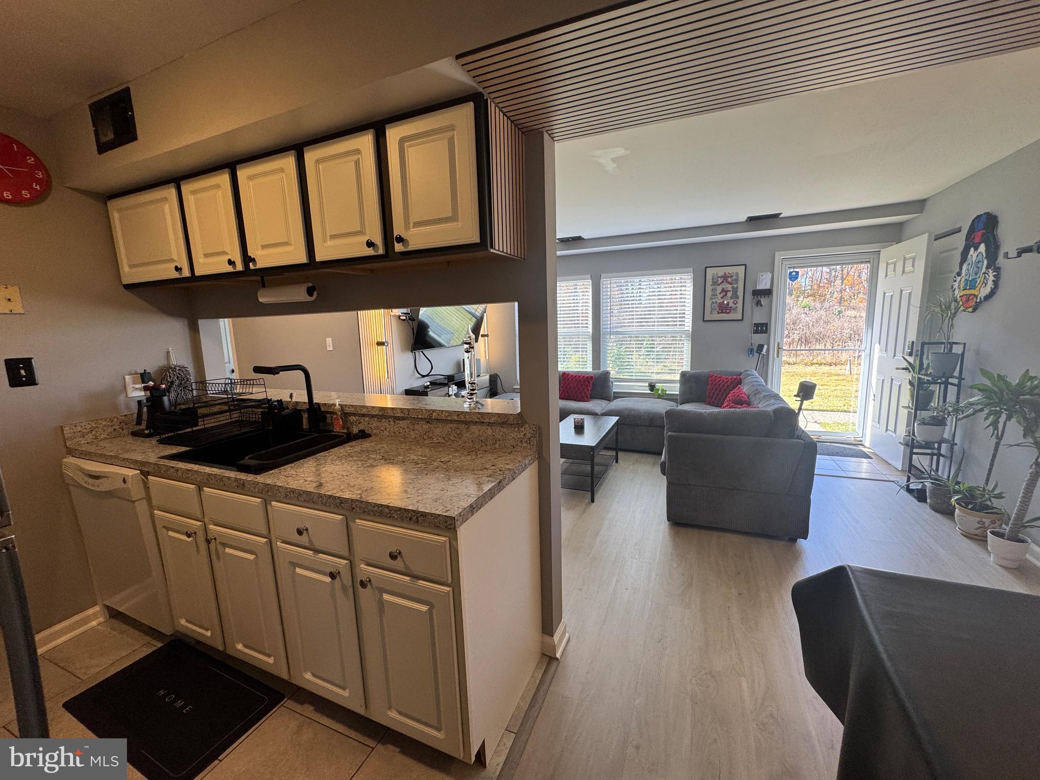 WESTPHALIA WOODS - Residential Lease