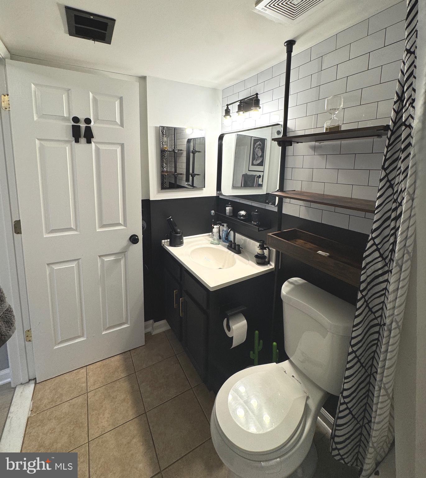 WESTPHALIA WOODS - Residential Lease