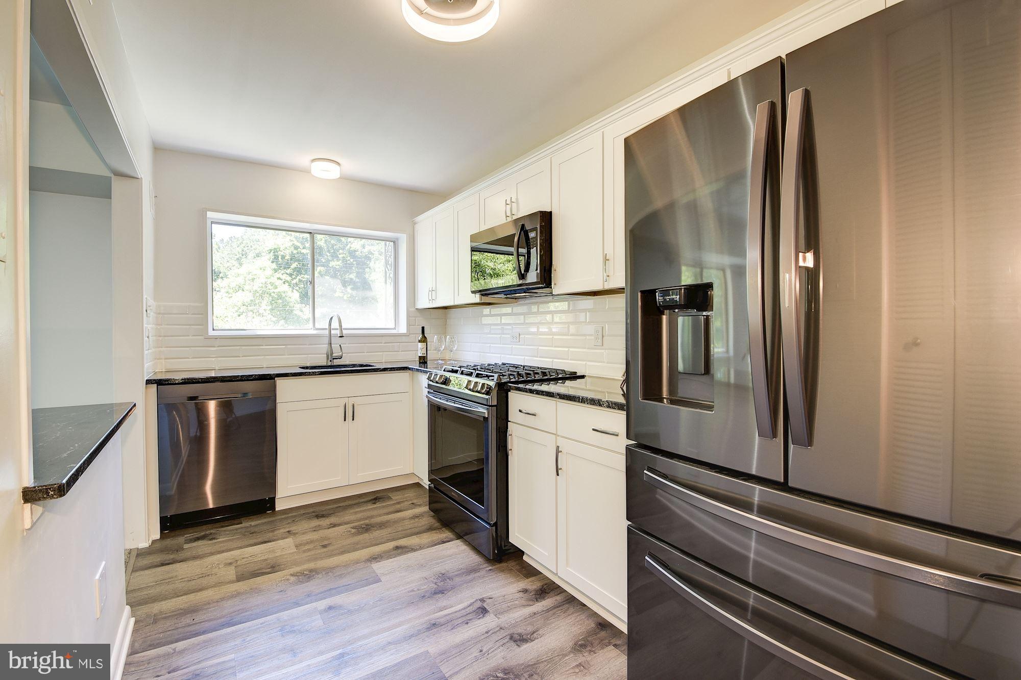 PARKSIDE CONDOMINIUMS - Residential Lease