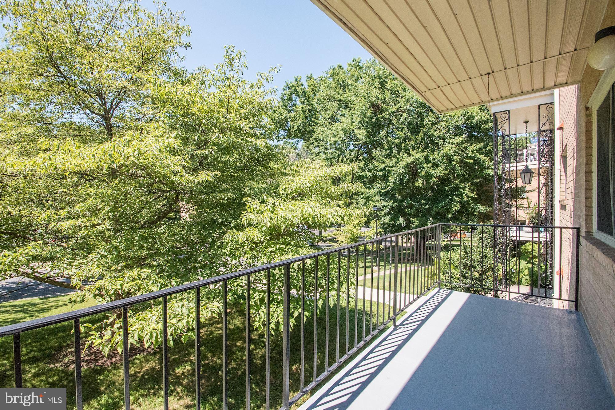 PARKSIDE CONDOMINIUMS - Residential Lease