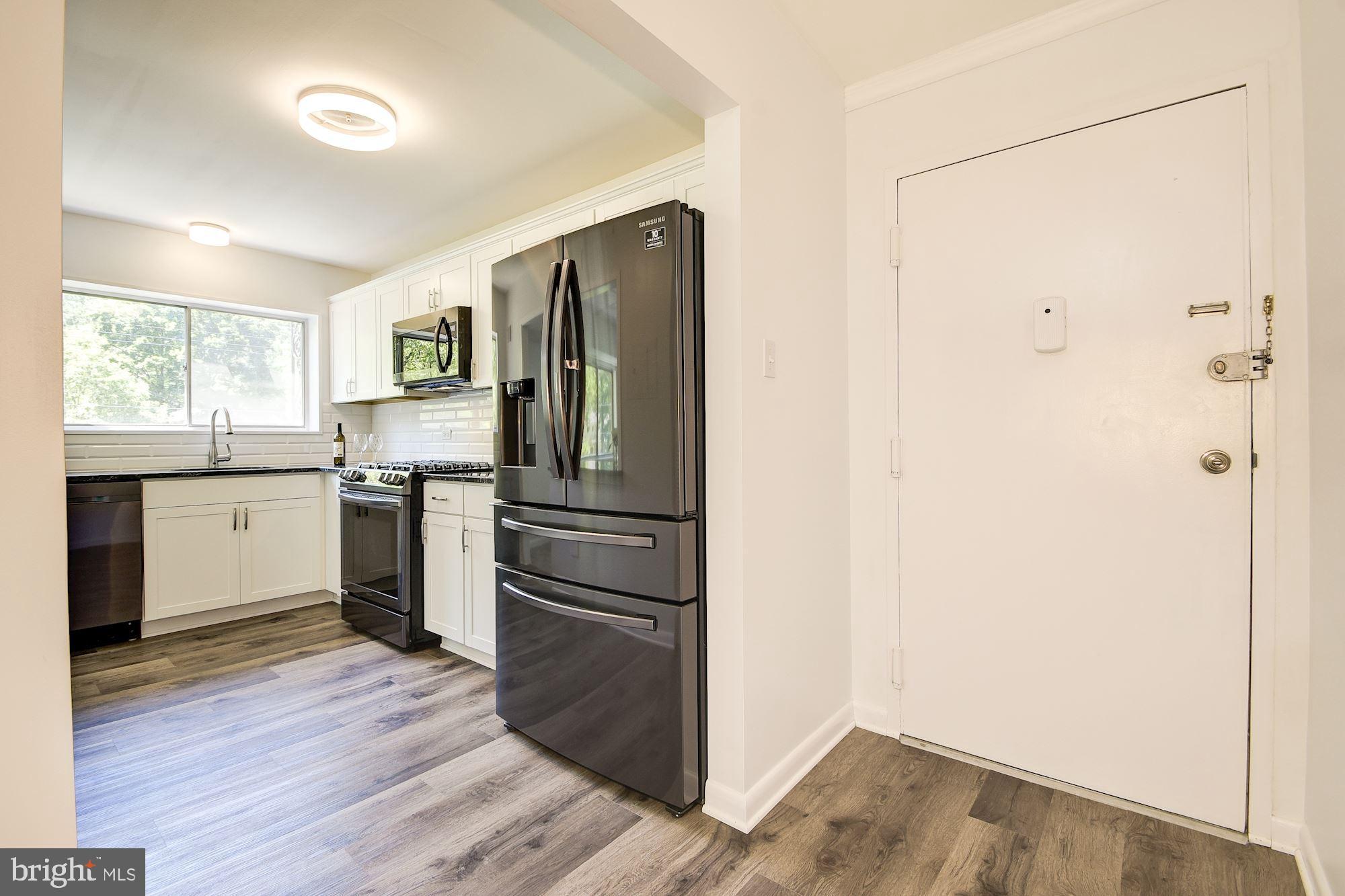 PARKSIDE CONDOMINIUMS - Residential Lease