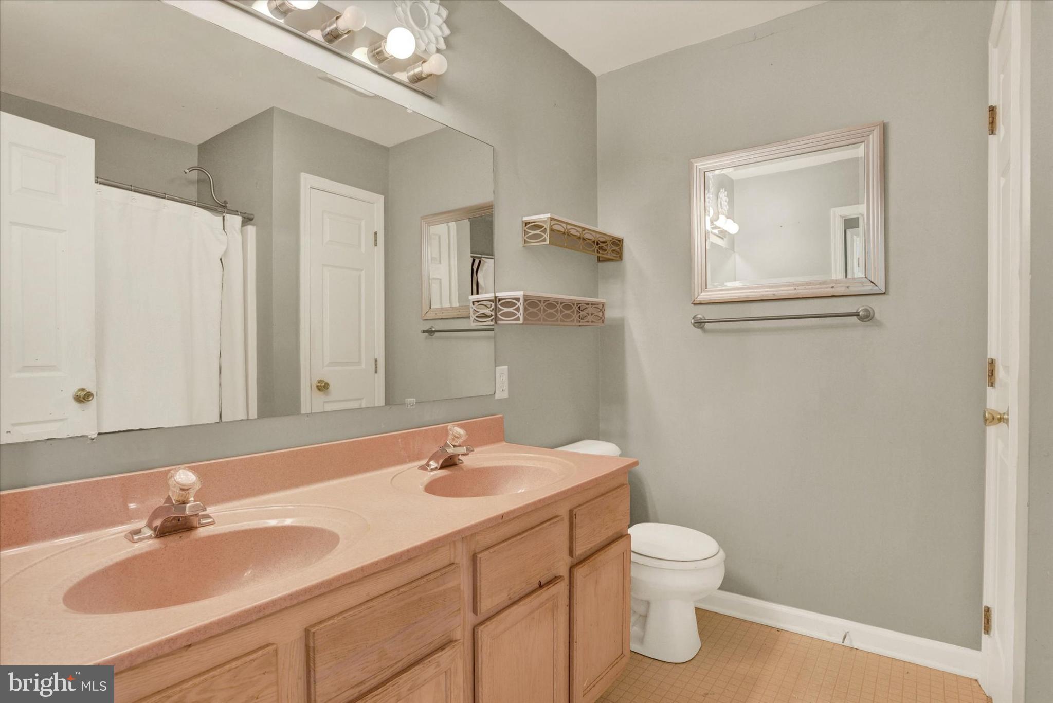 WOODED POND - Residential