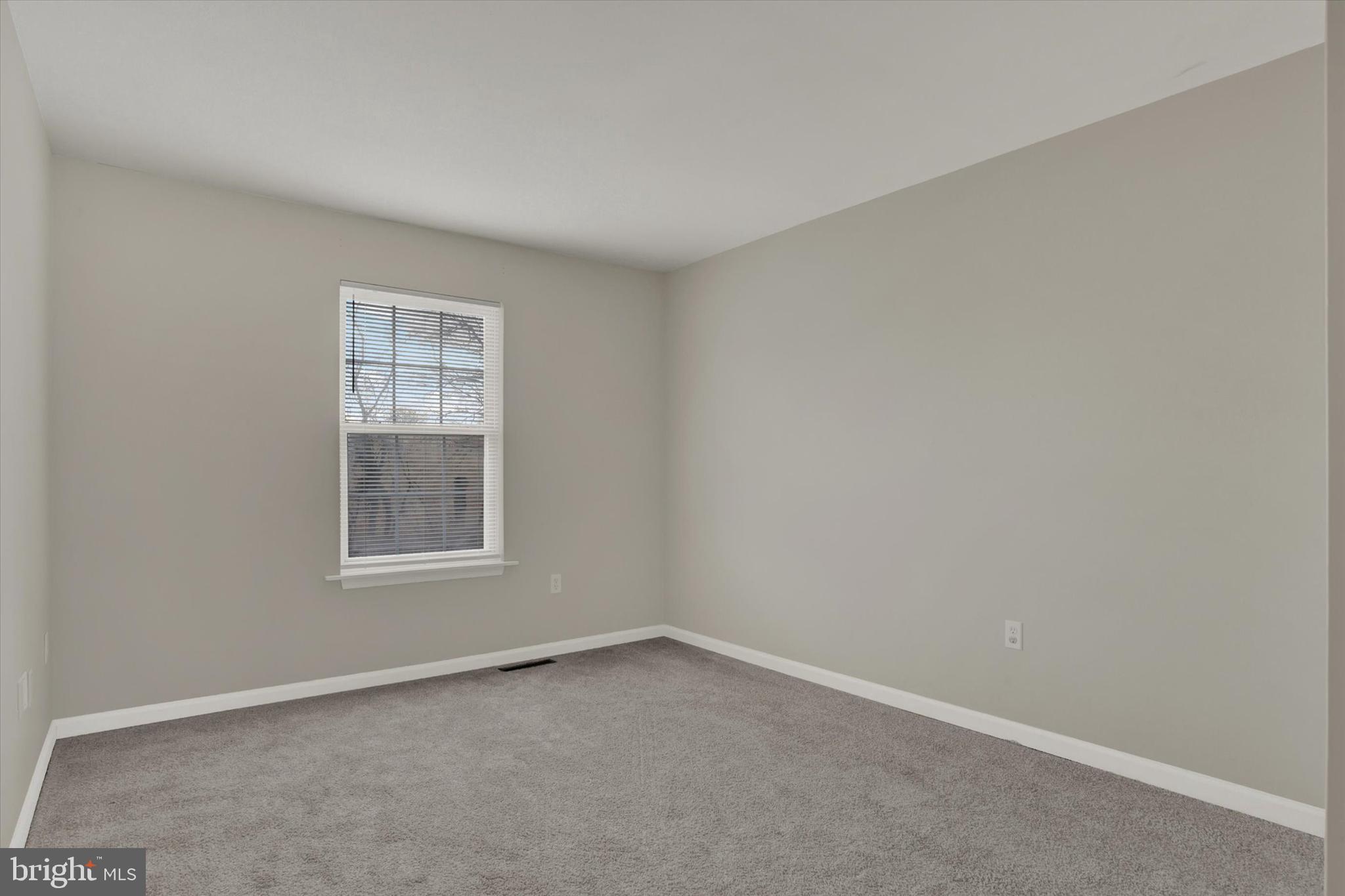 WOODED POND - Residential