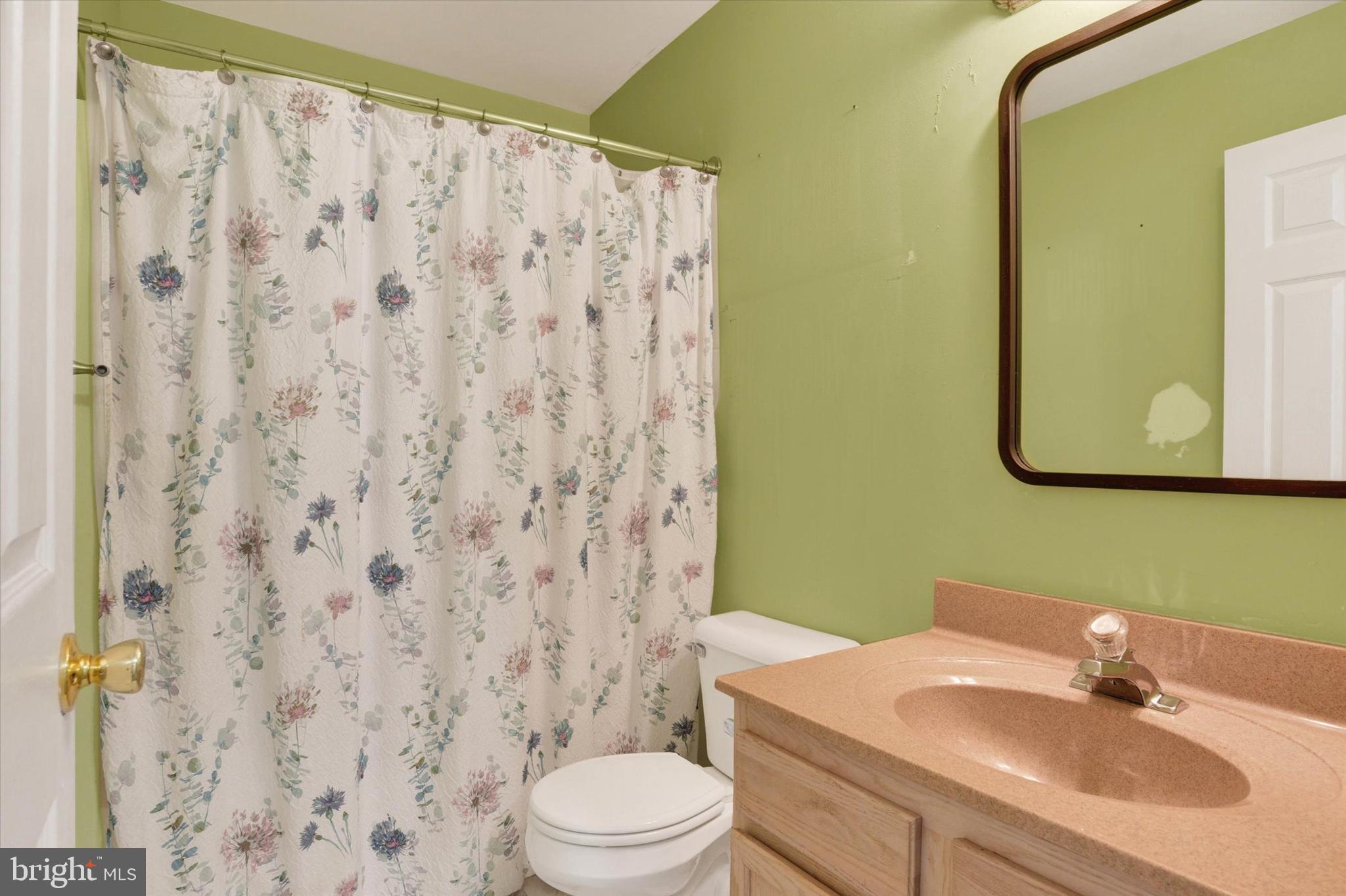 WOODED POND - Residential