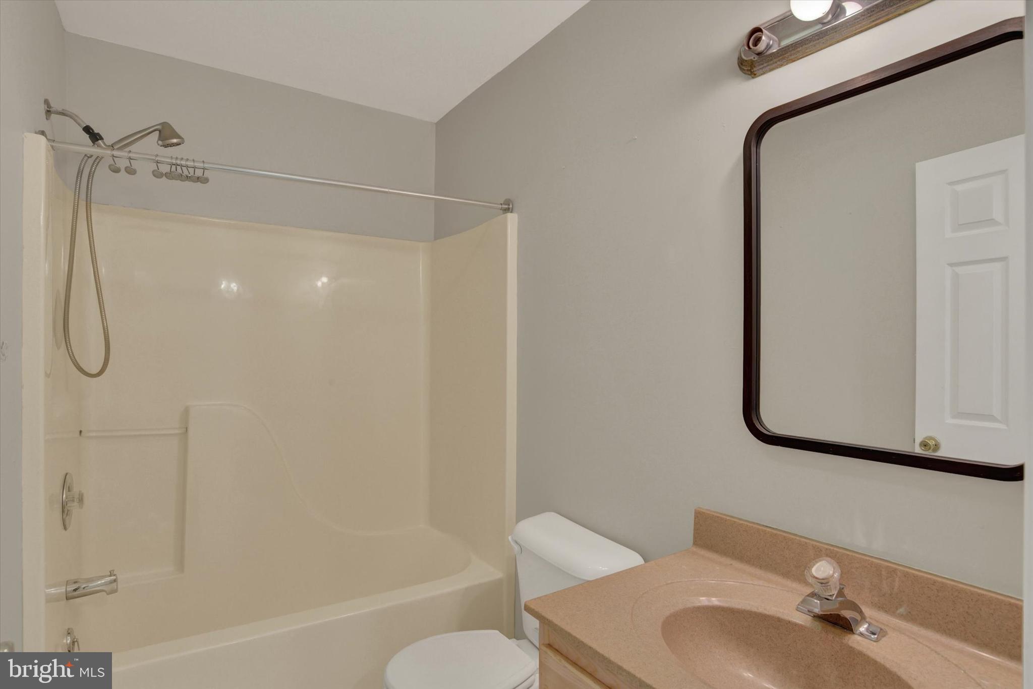 WOODED POND - Residential