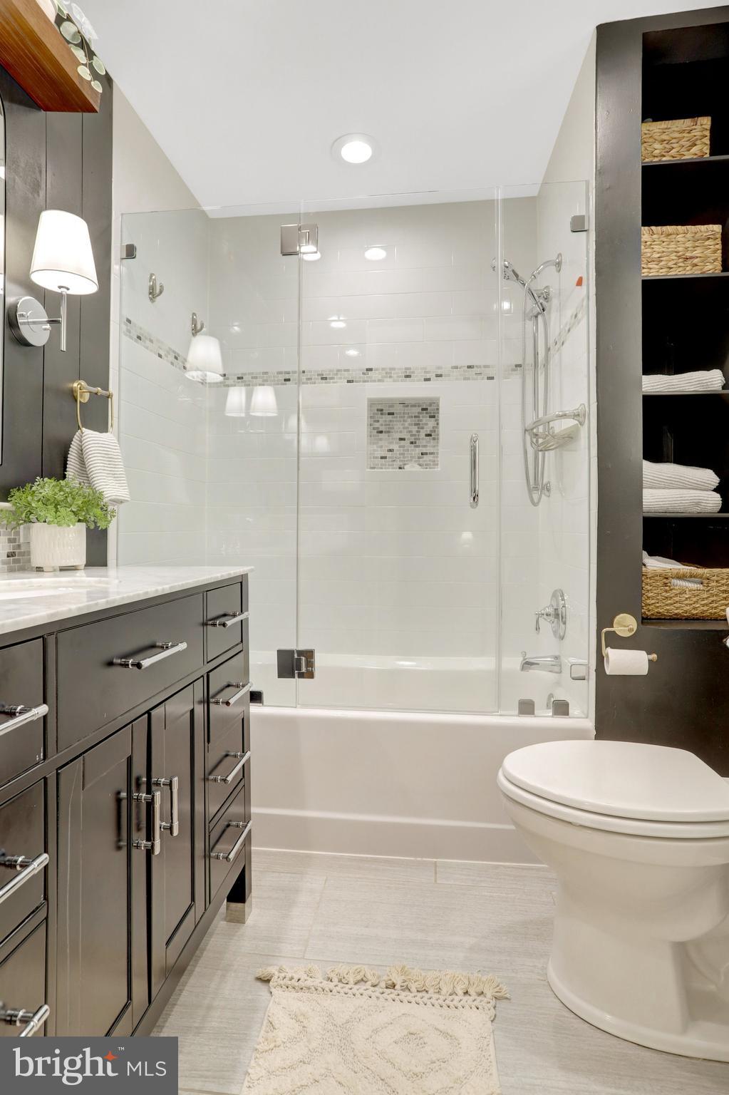 PLANTATION ESTATES - Residential