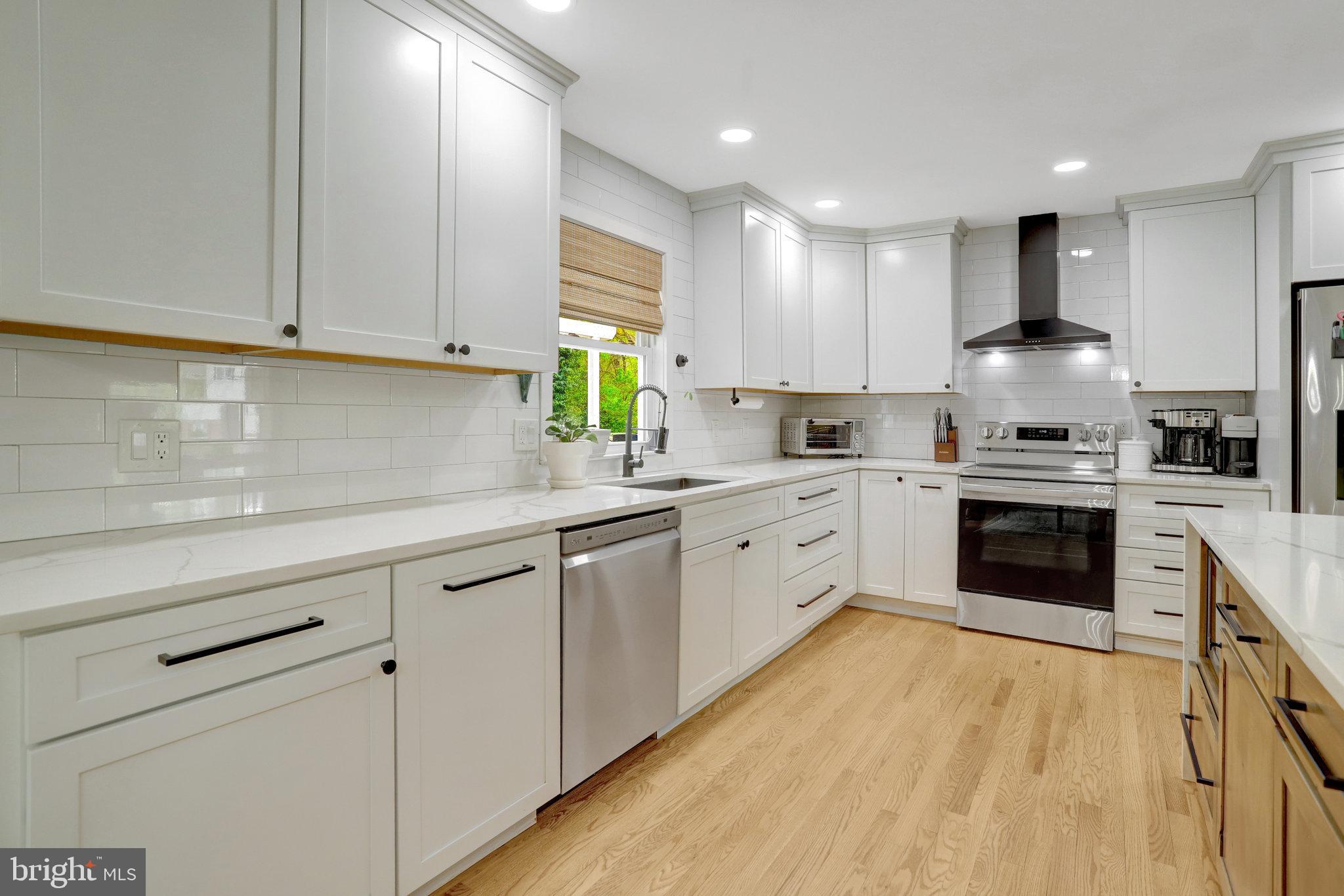 PLANTATION ESTATES - Residential