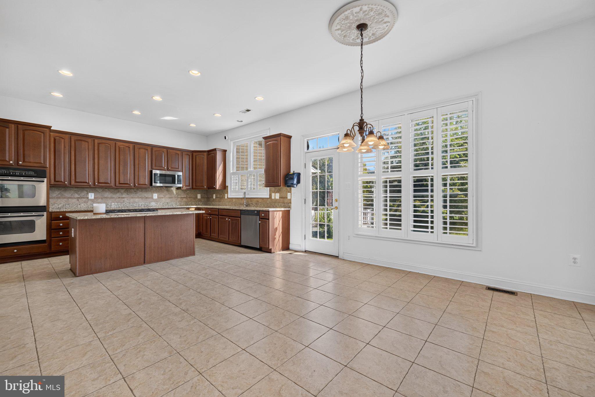 3701 SPICEBUSH WAY
