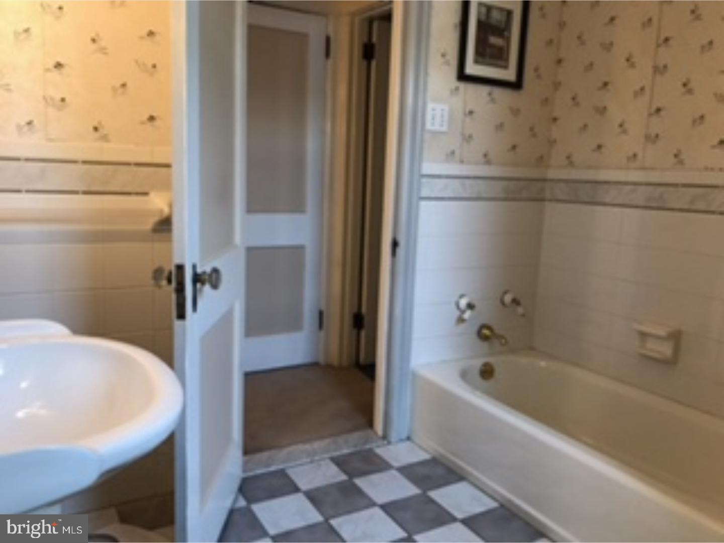 RHAWNHURST - Residential