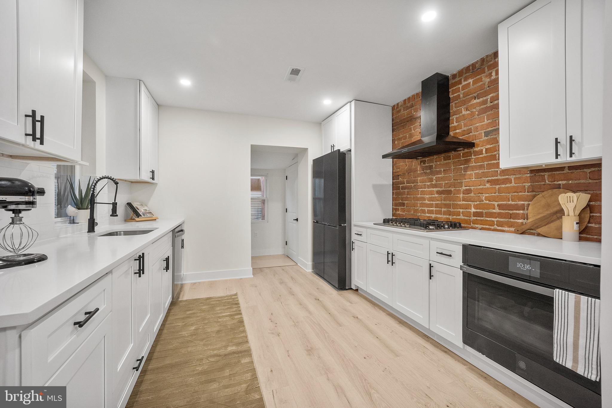 WEST PHILADELPHIA - Residential