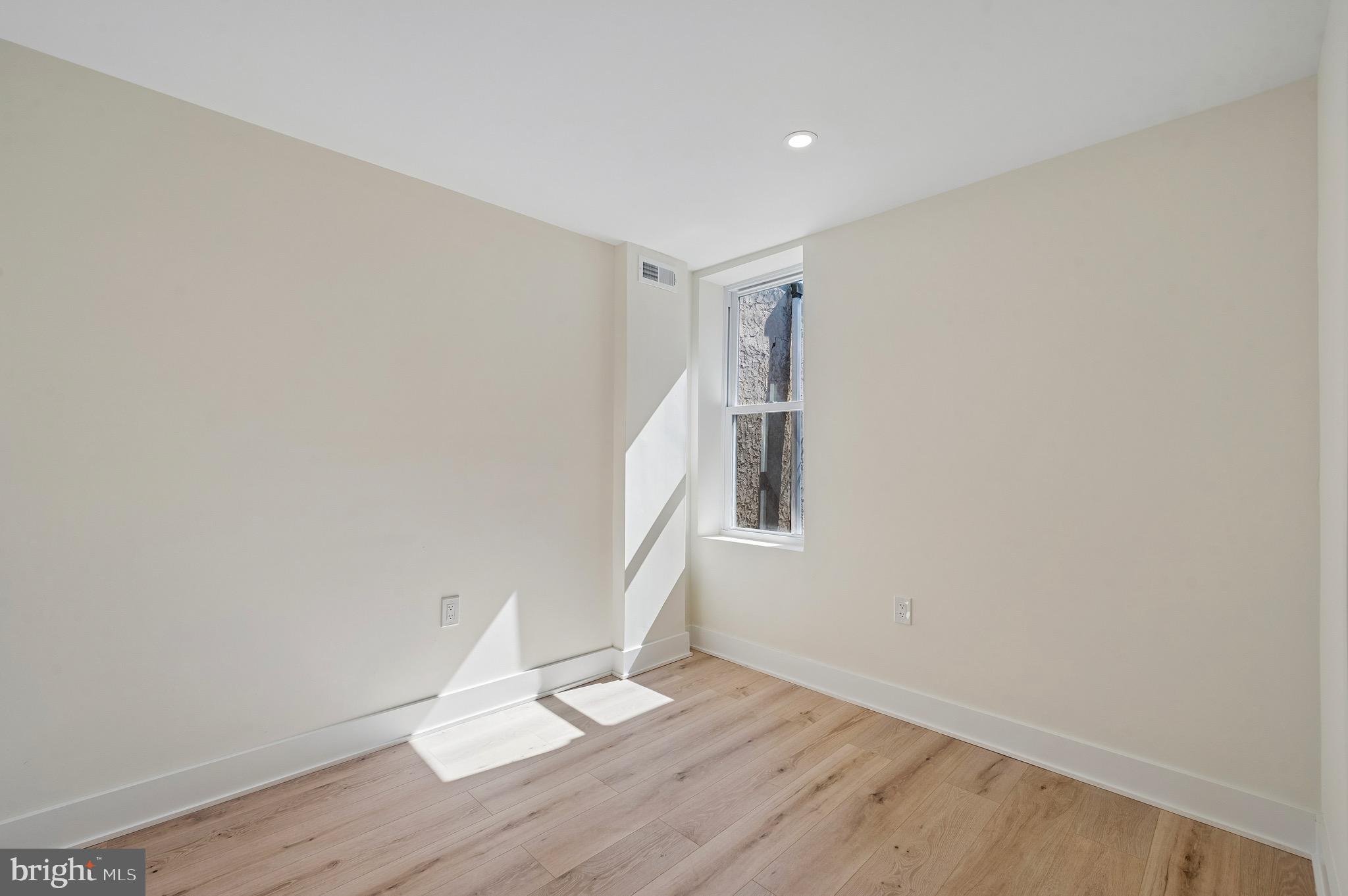 WEST PHILADELPHIA - Residential