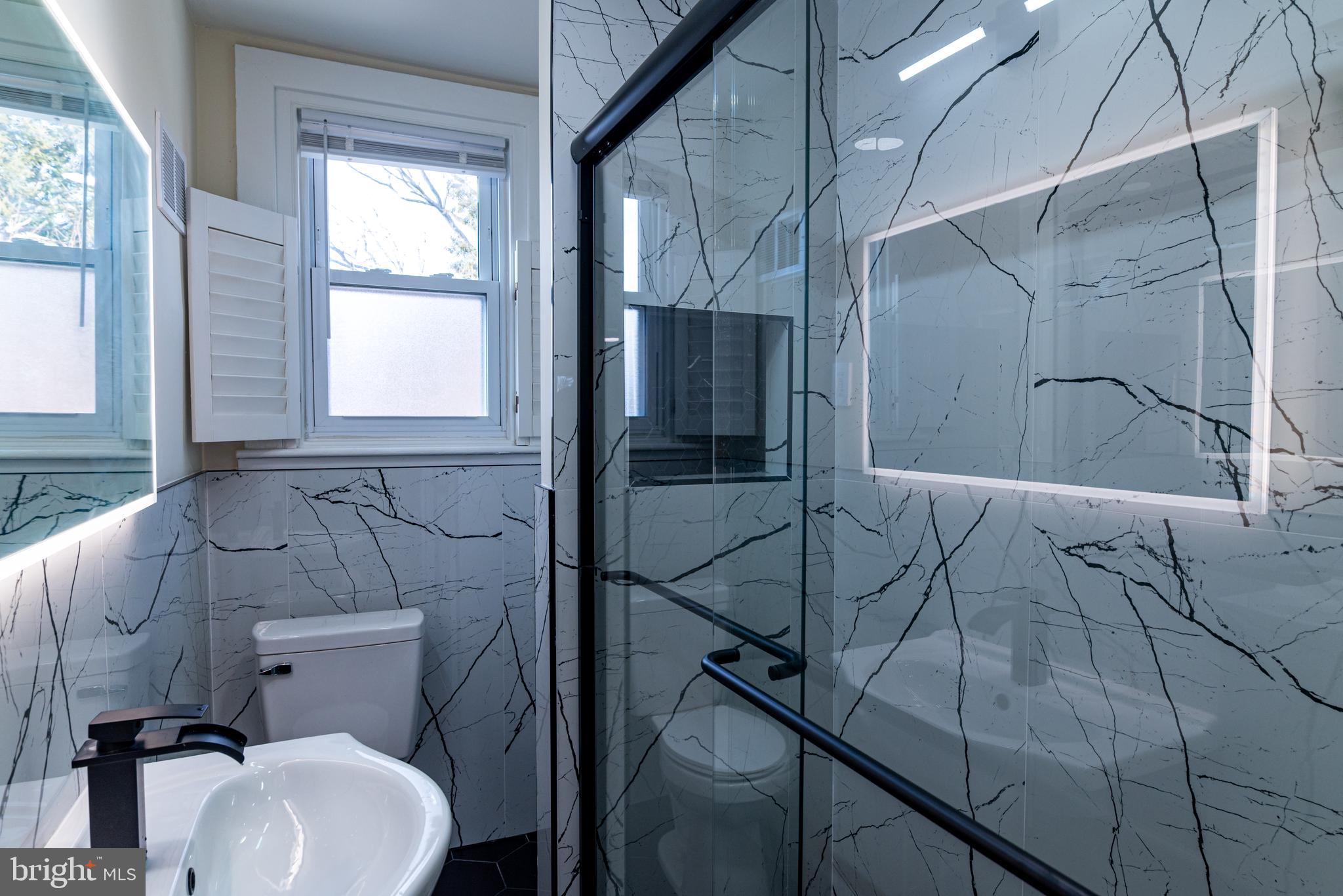 FOX CHASE - Residential