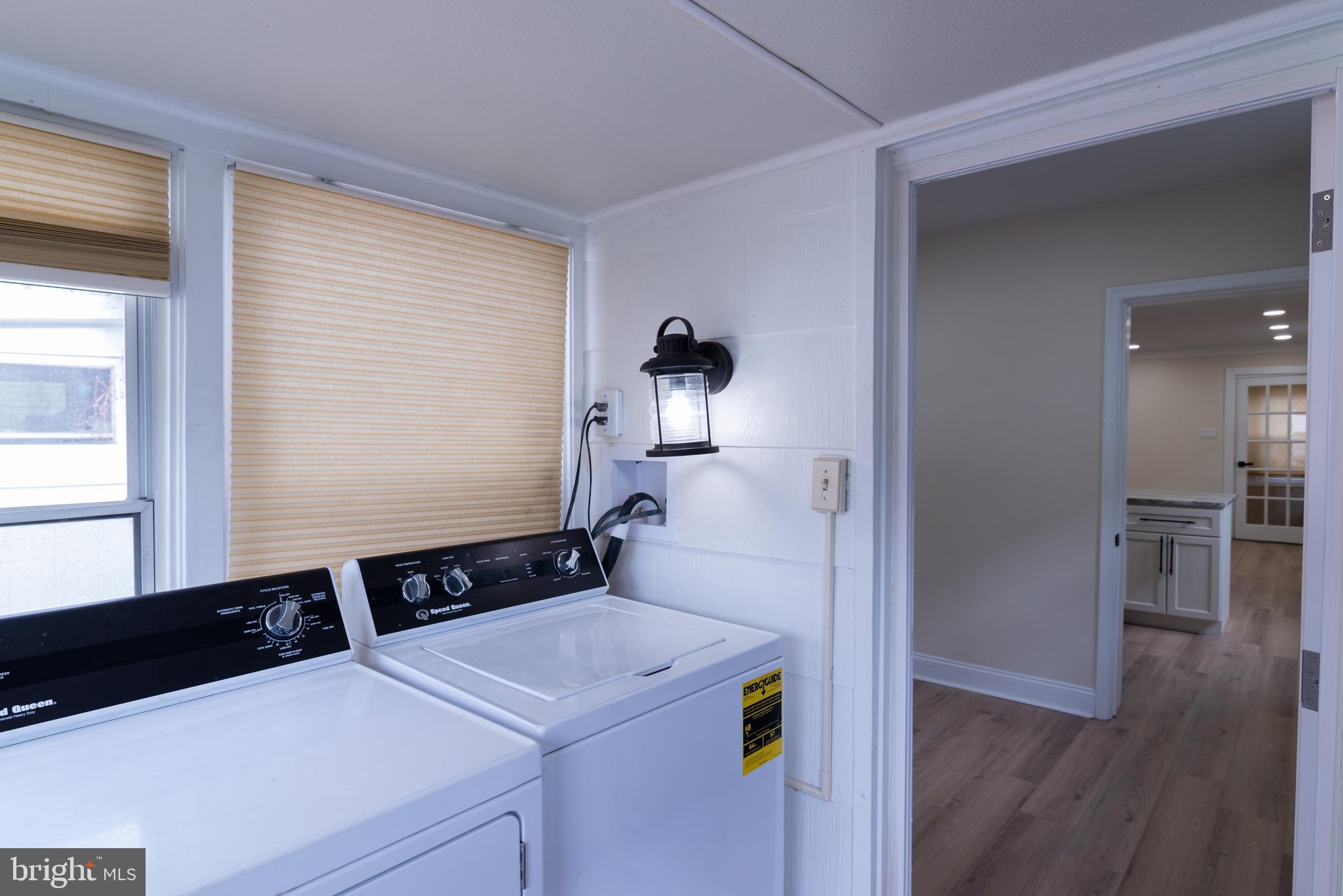 FOX CHASE - Residential