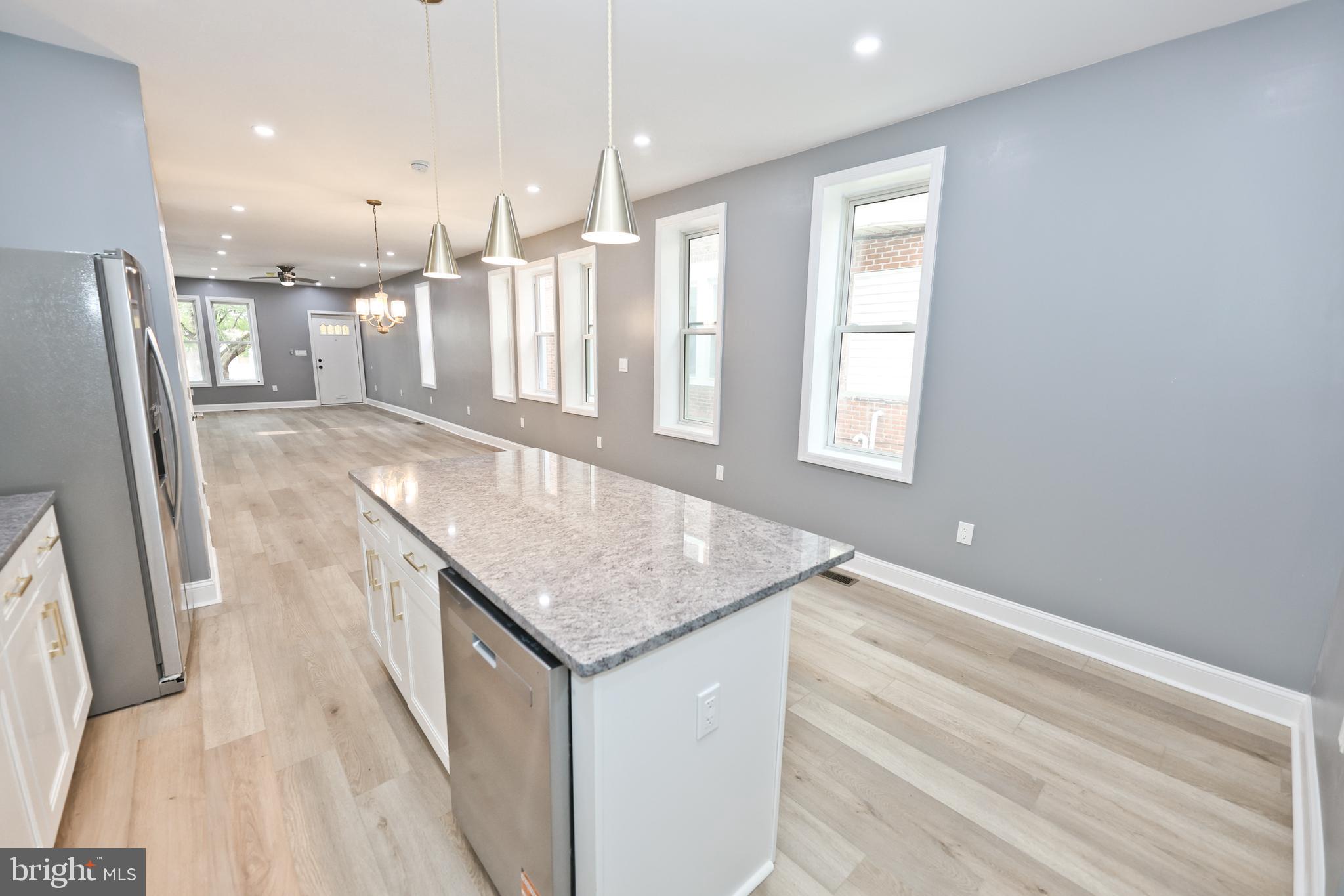 UNIVERSITY CITY - Residential