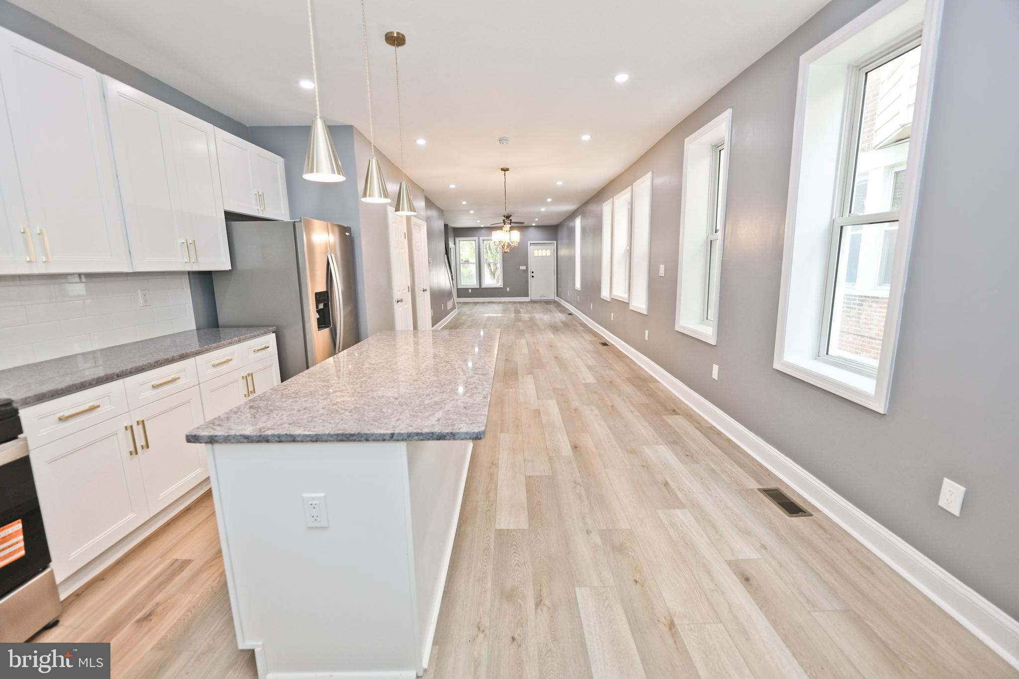 UNIVERSITY CITY - Residential