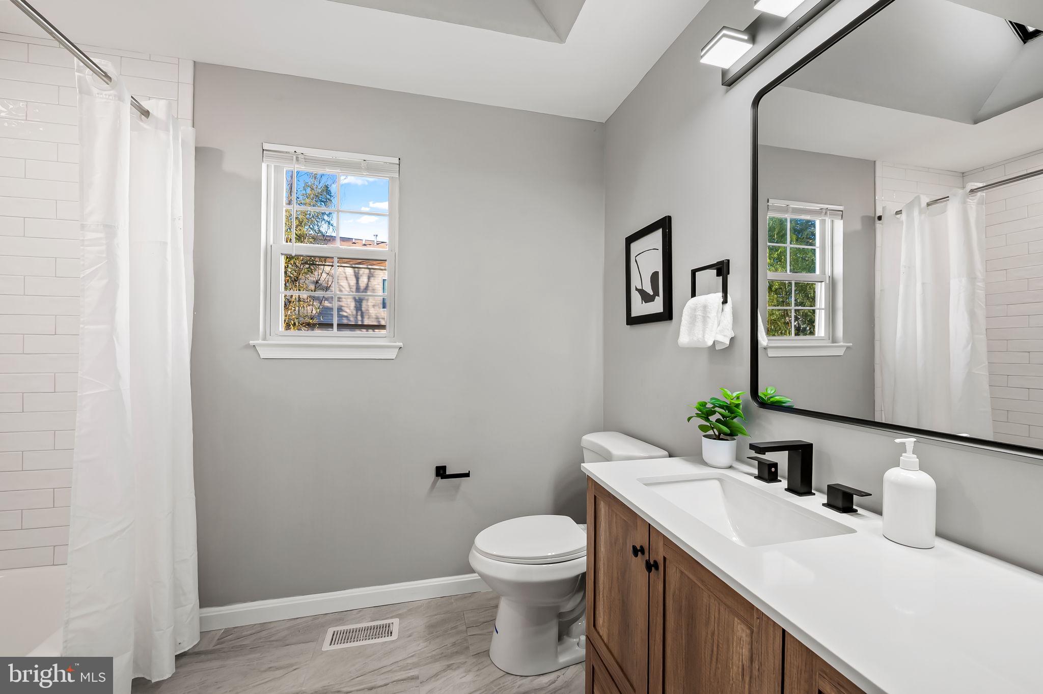 SENECA GARDENS - Residential