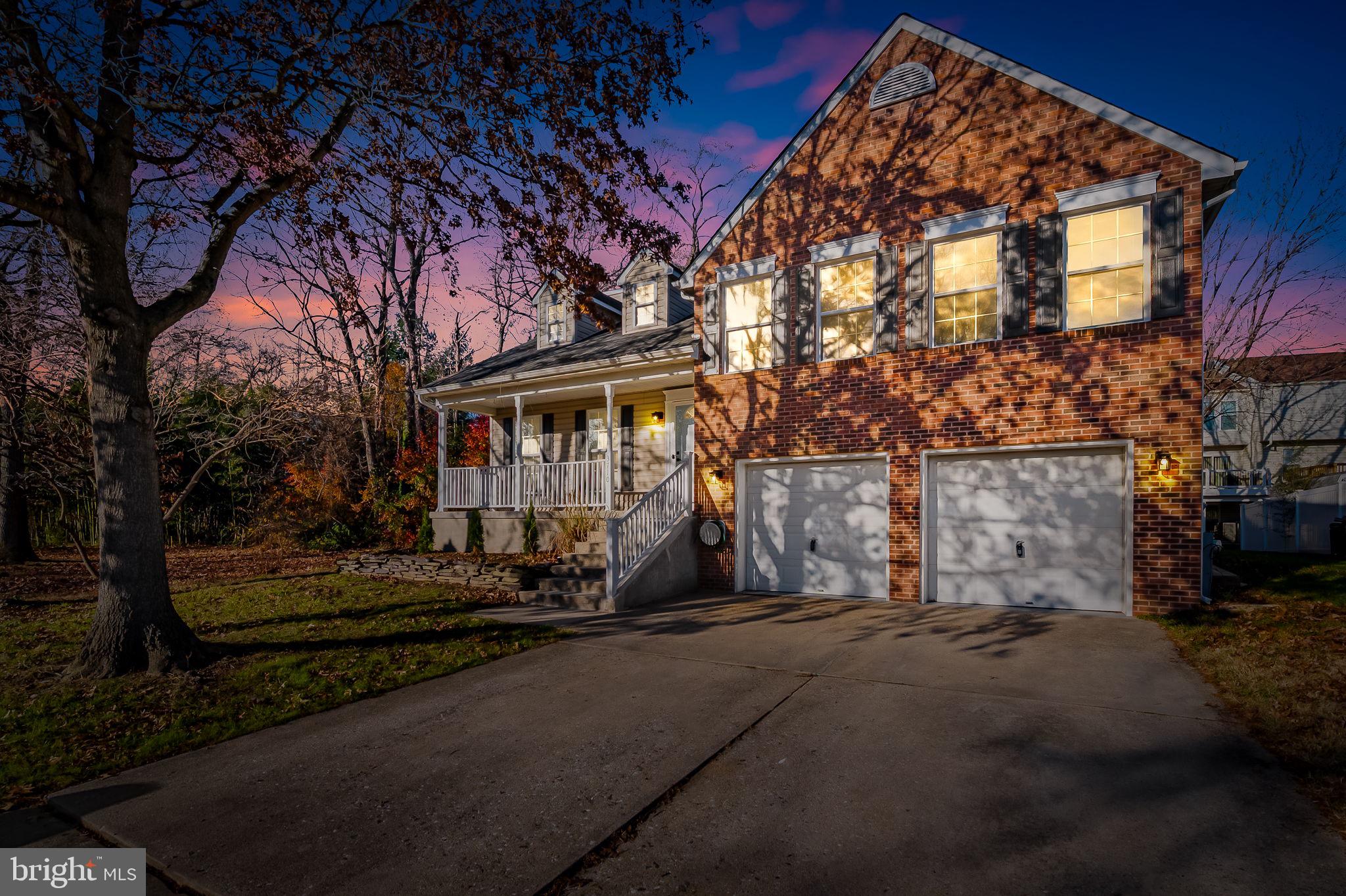 SENECA GARDENS - Residential