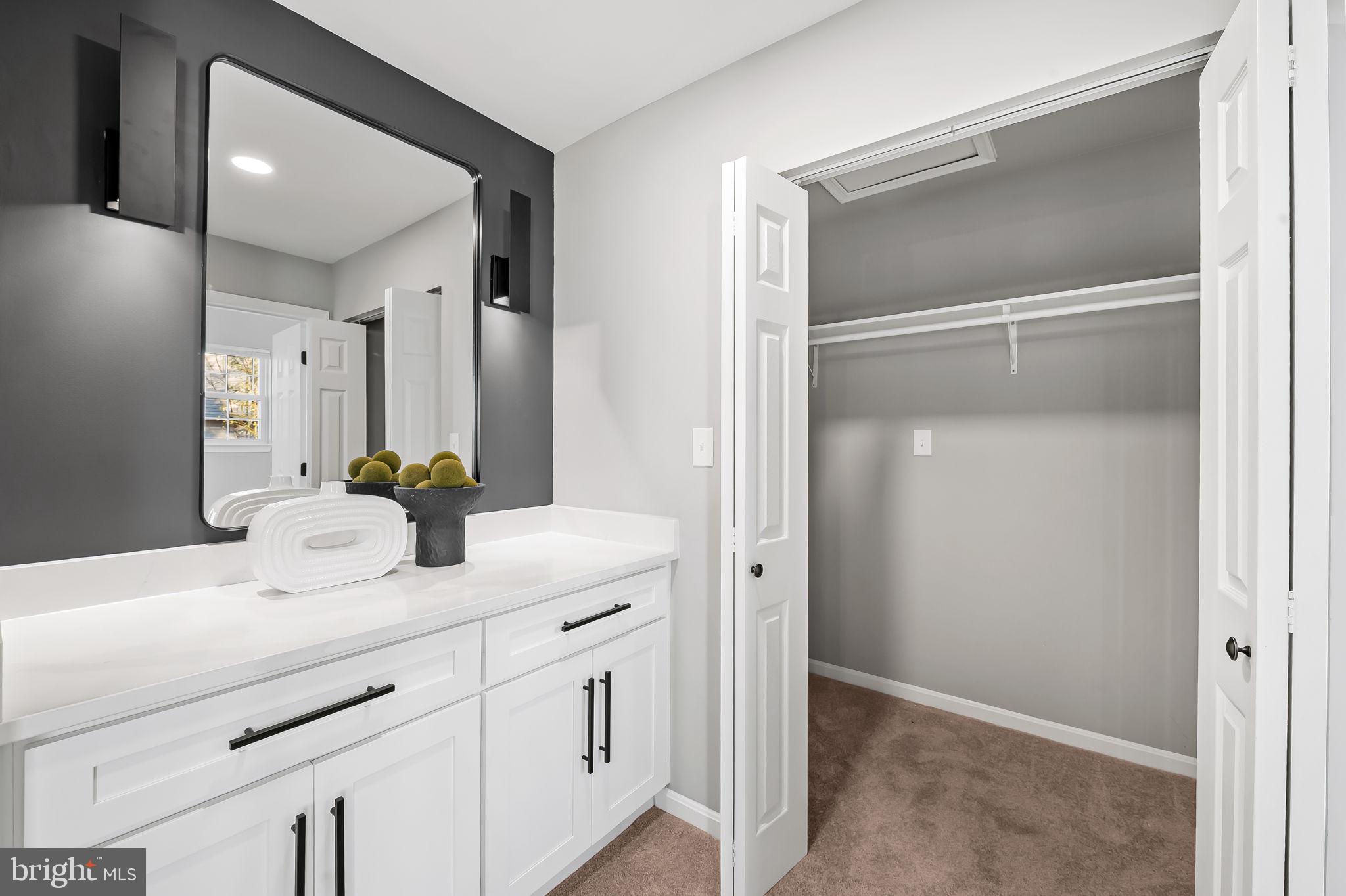 SENECA GARDENS - Residential