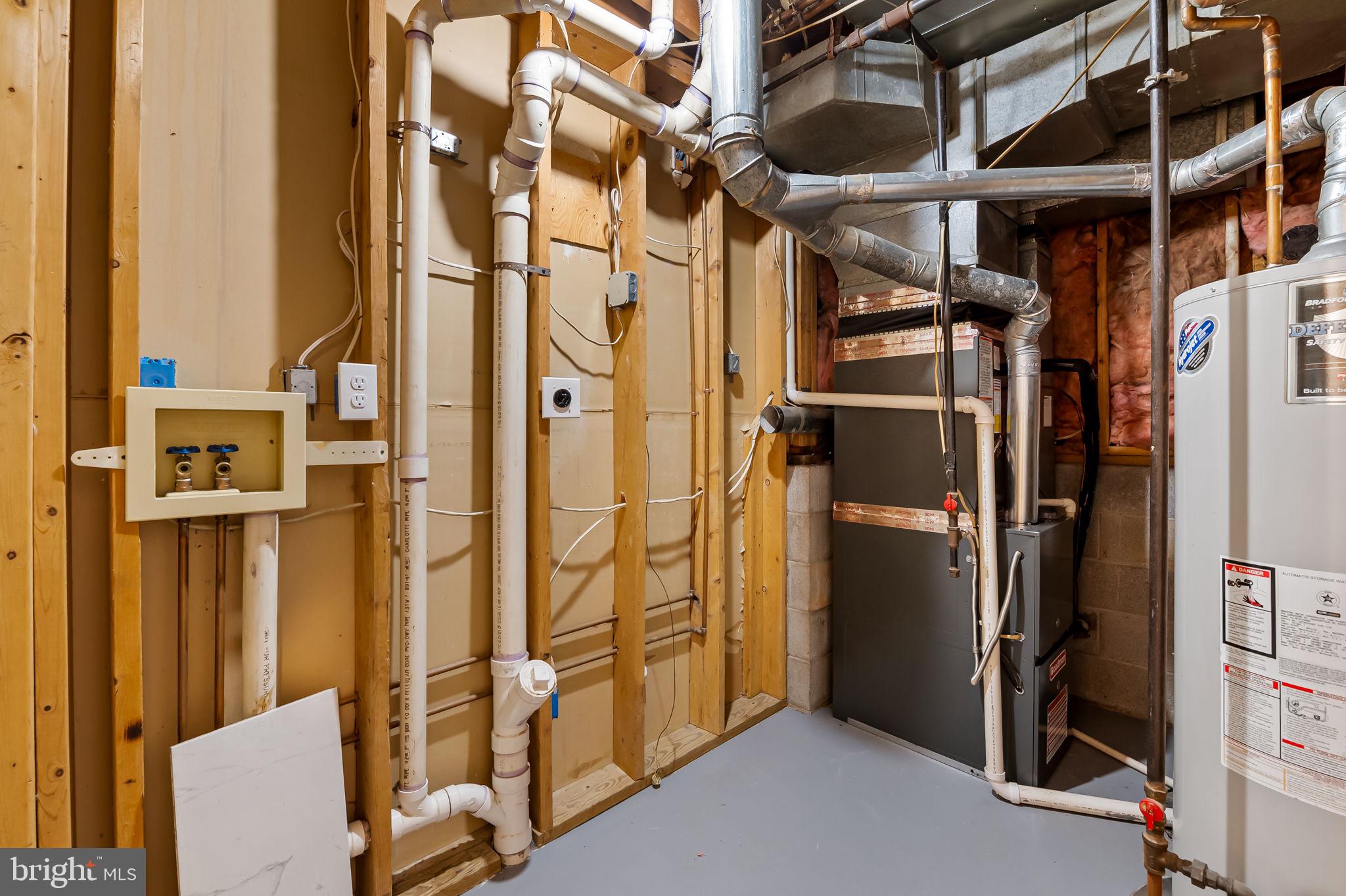 SENECA GARDENS - Residential