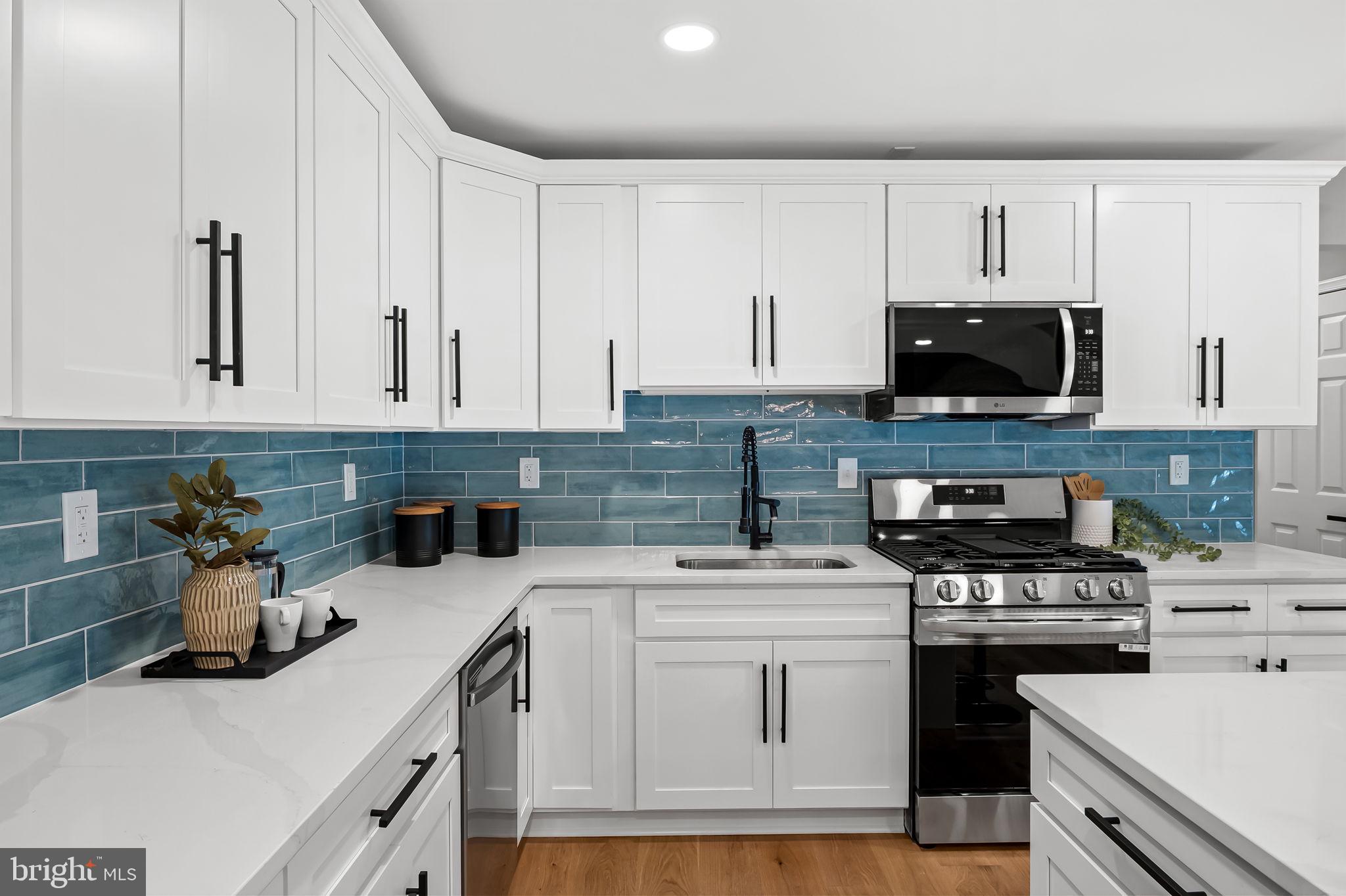 SENECA GARDENS - Residential