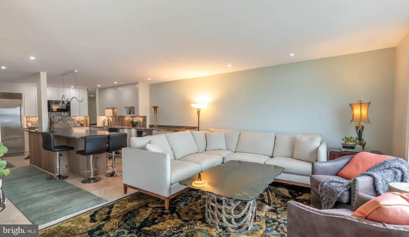 100 SEVERN AVENUE 507