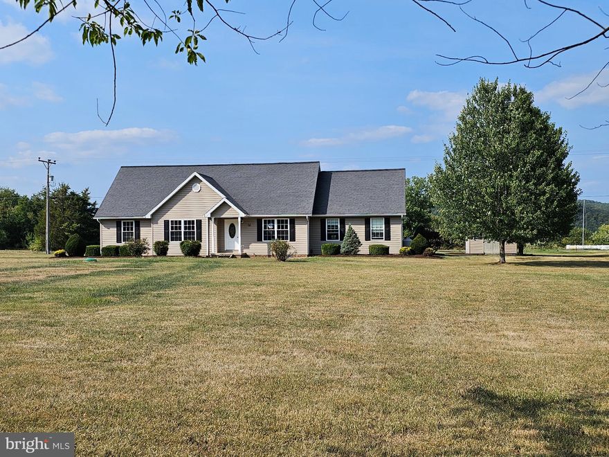 FANTASTIC LOCATION JUST 7 MILES FROM MOOREFIED AND JUST 2 MILES TO WELTON PARK! THIS HOME SWEET HOME IS SINGLE STORY WITH GARAGE ON A PERFECTLY LEVEL LOT! MORE PICS AND INFO COMING SOON.