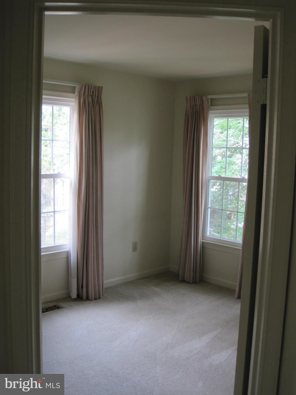 KINGSTOWNE - Residential