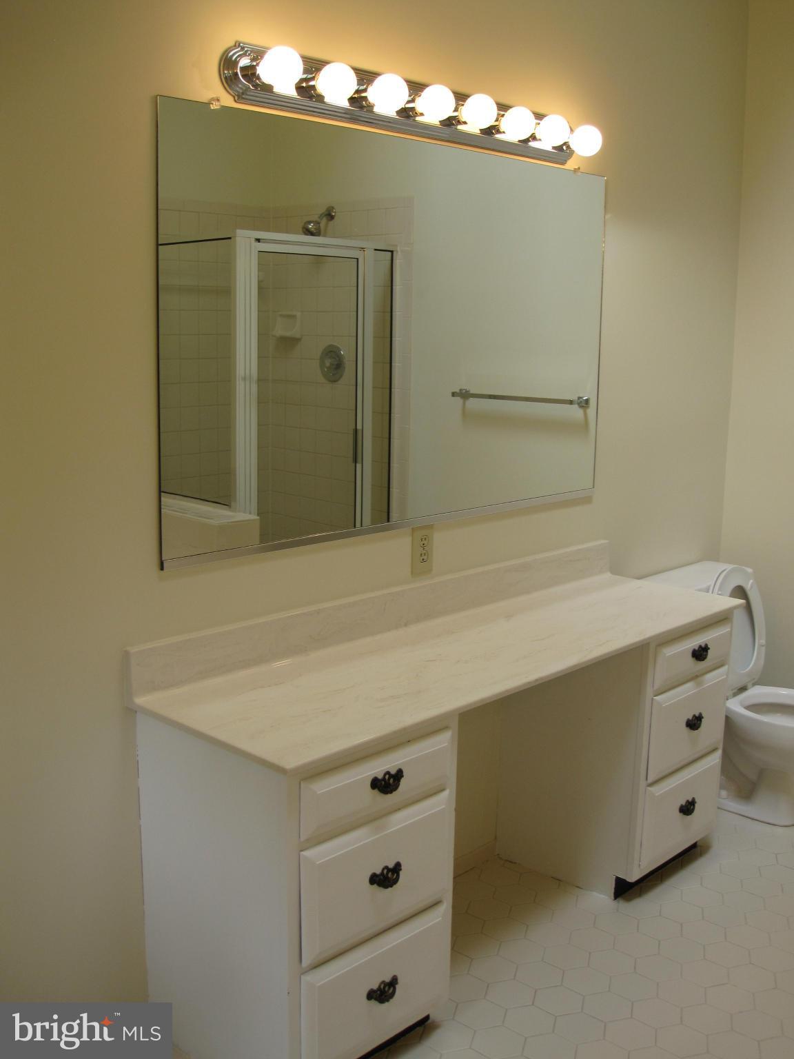 KINGSTOWNE - Residential