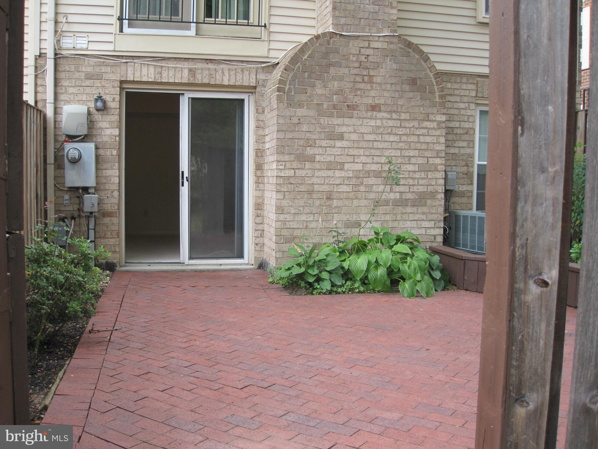 KINGSTOWNE - Residential