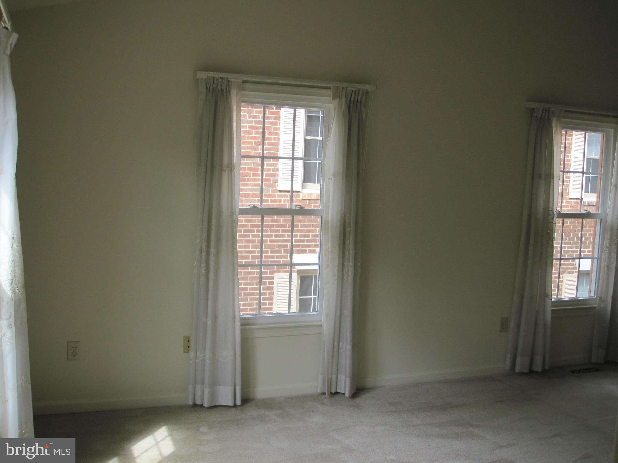 KINGSTOWNE - Residential