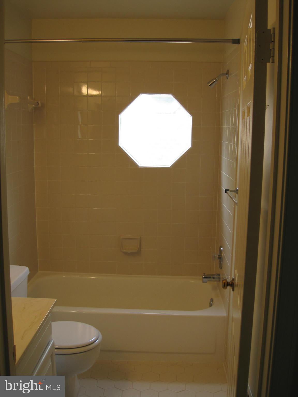 KINGSTOWNE - Residential