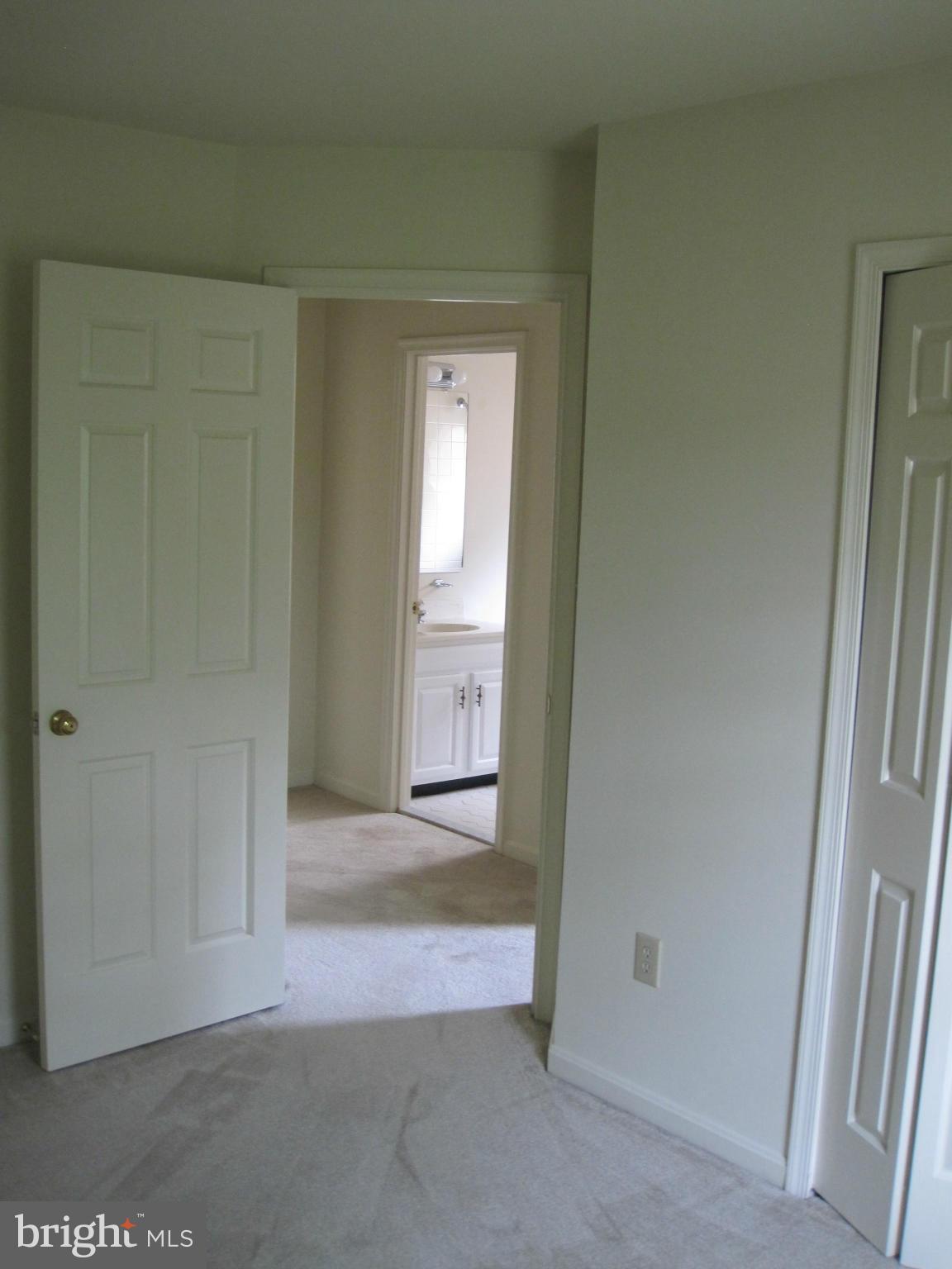 KINGSTOWNE - Residential