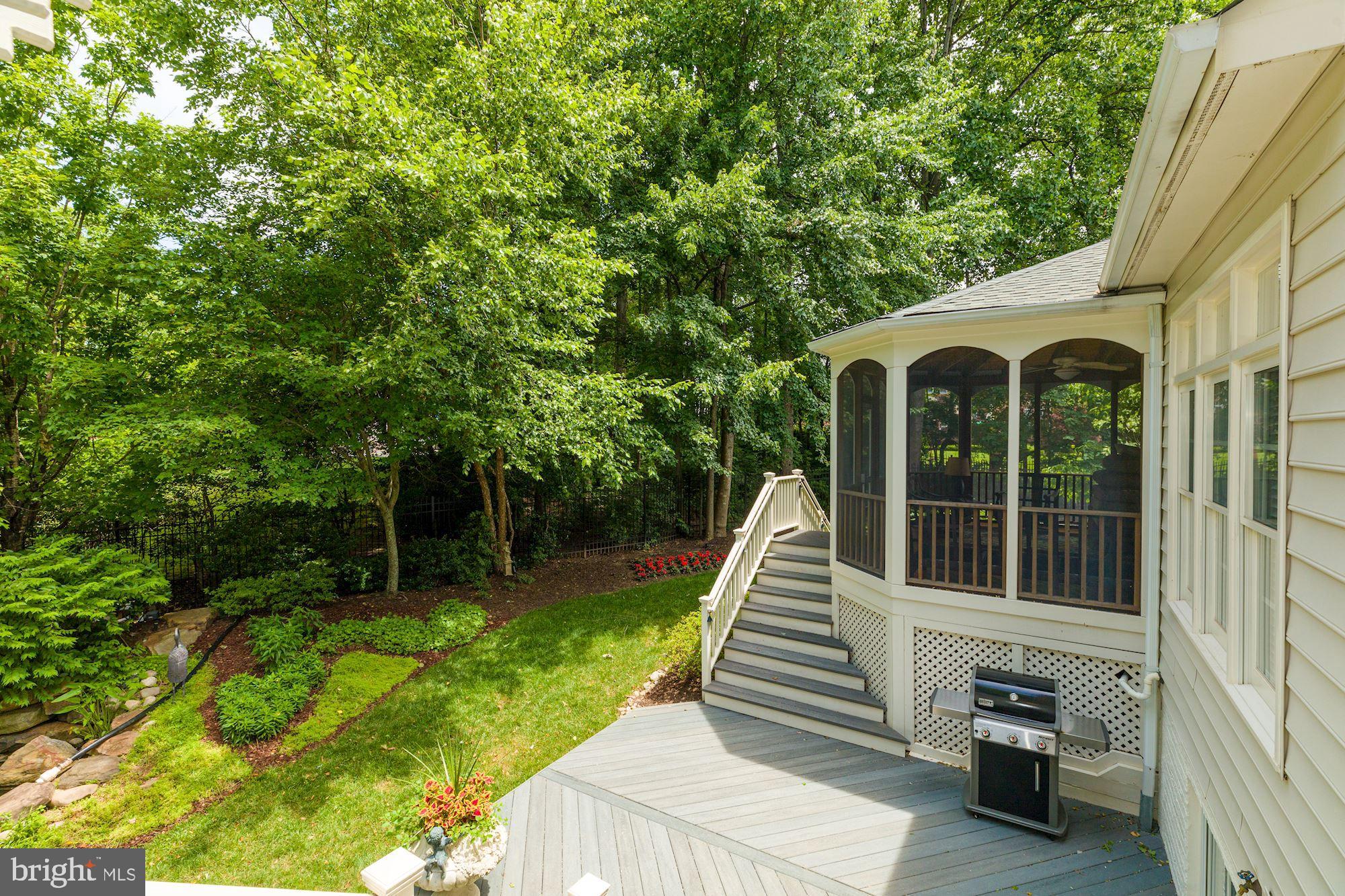 WINDSONG - Residential