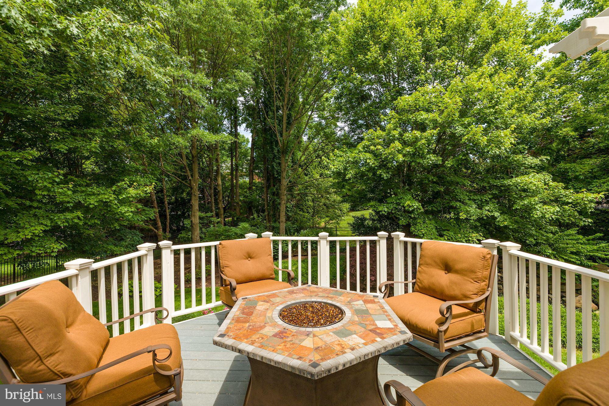 WINDSONG - Residential