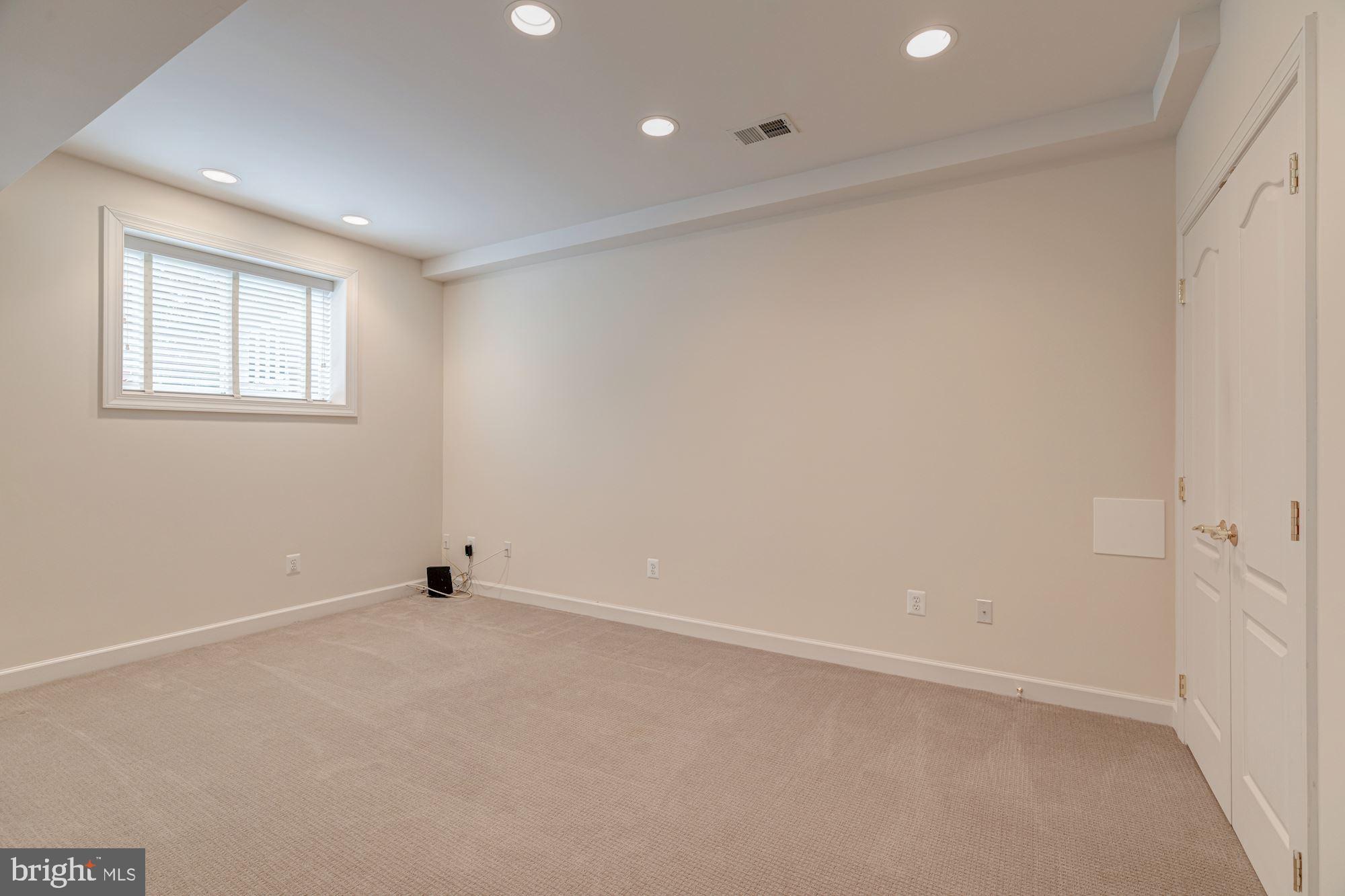 WINDSONG - Residential