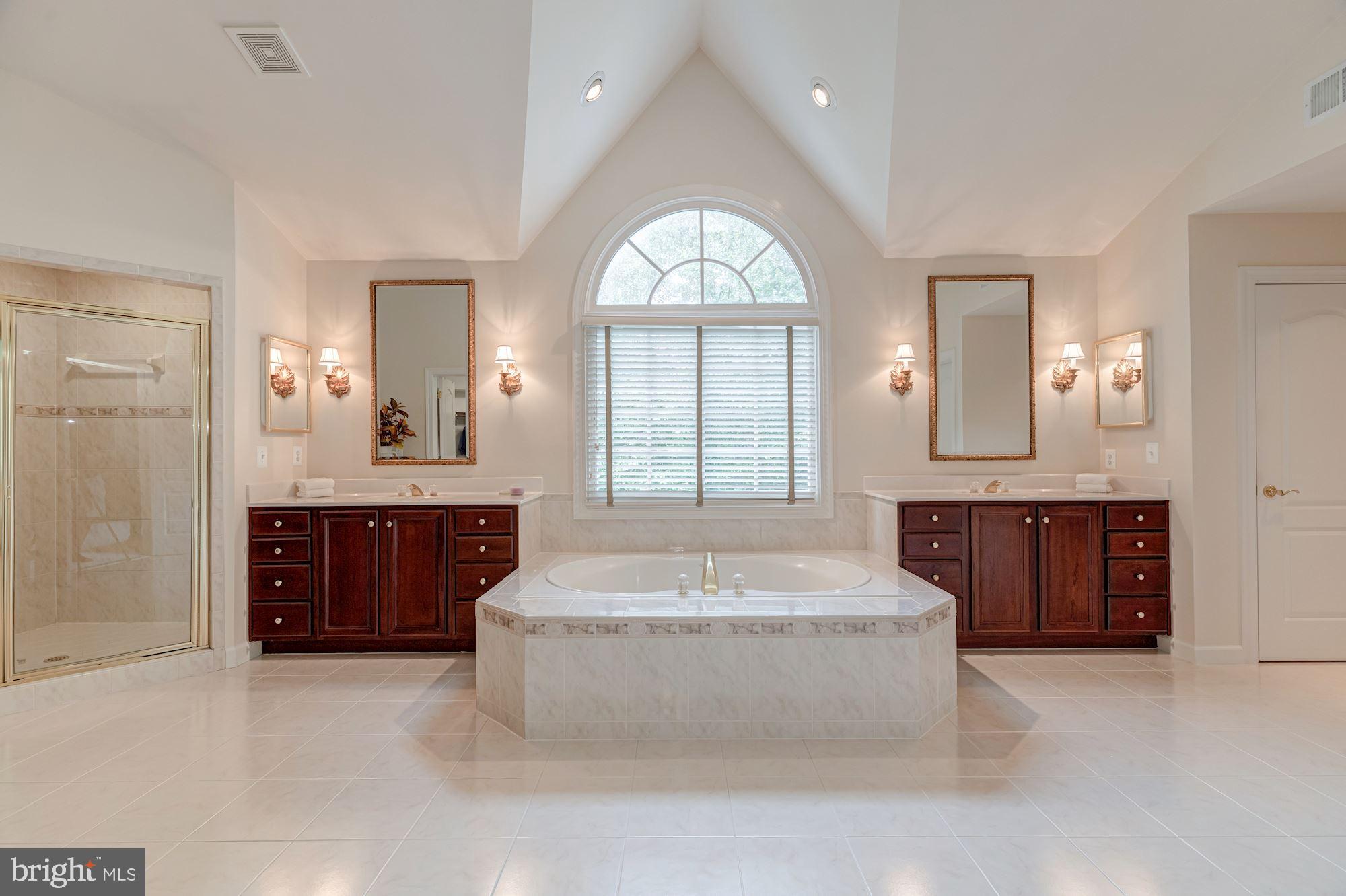 WINDSONG - Residential