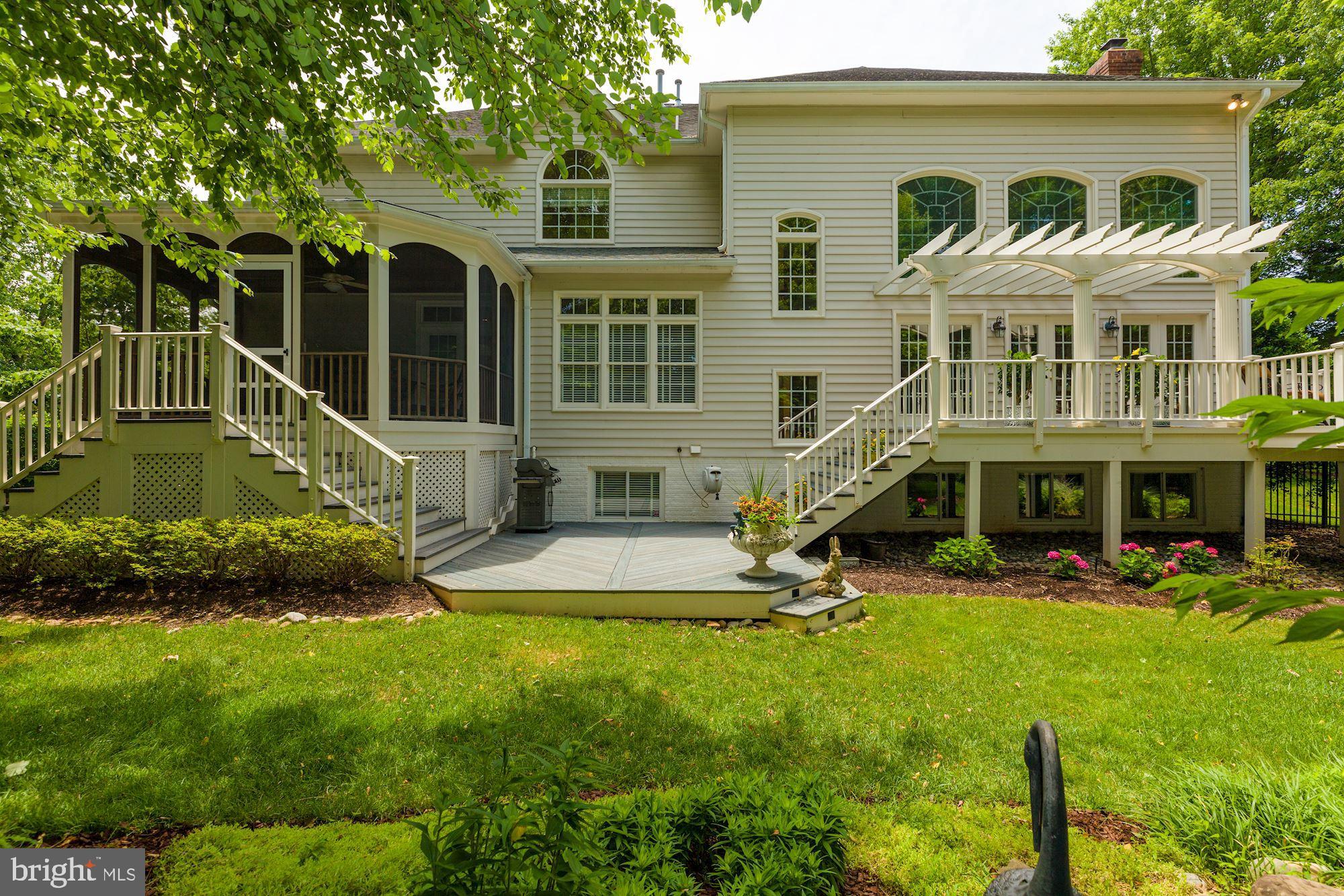 WINDSONG - Residential