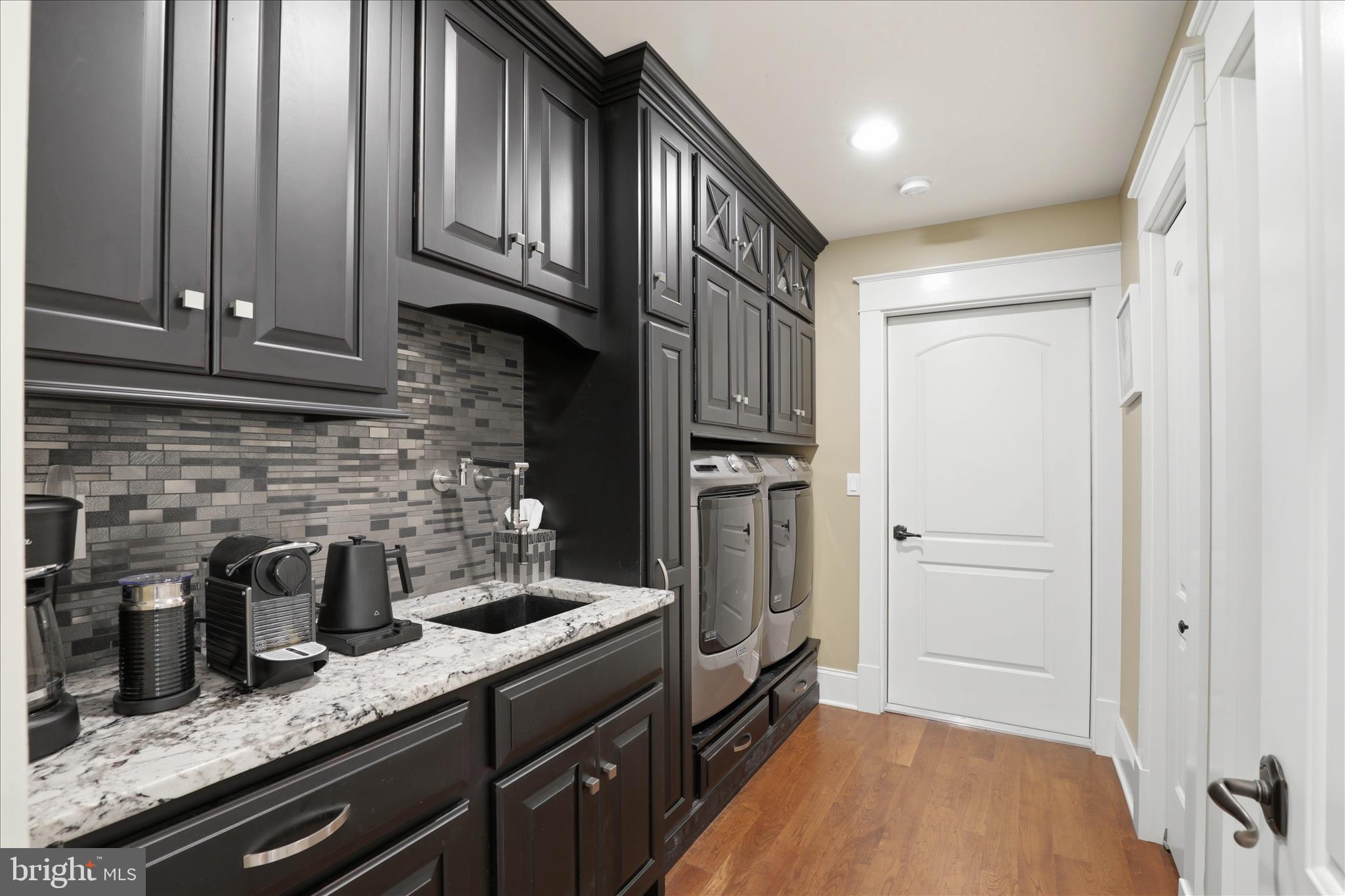 KISSEL HILL - Residential