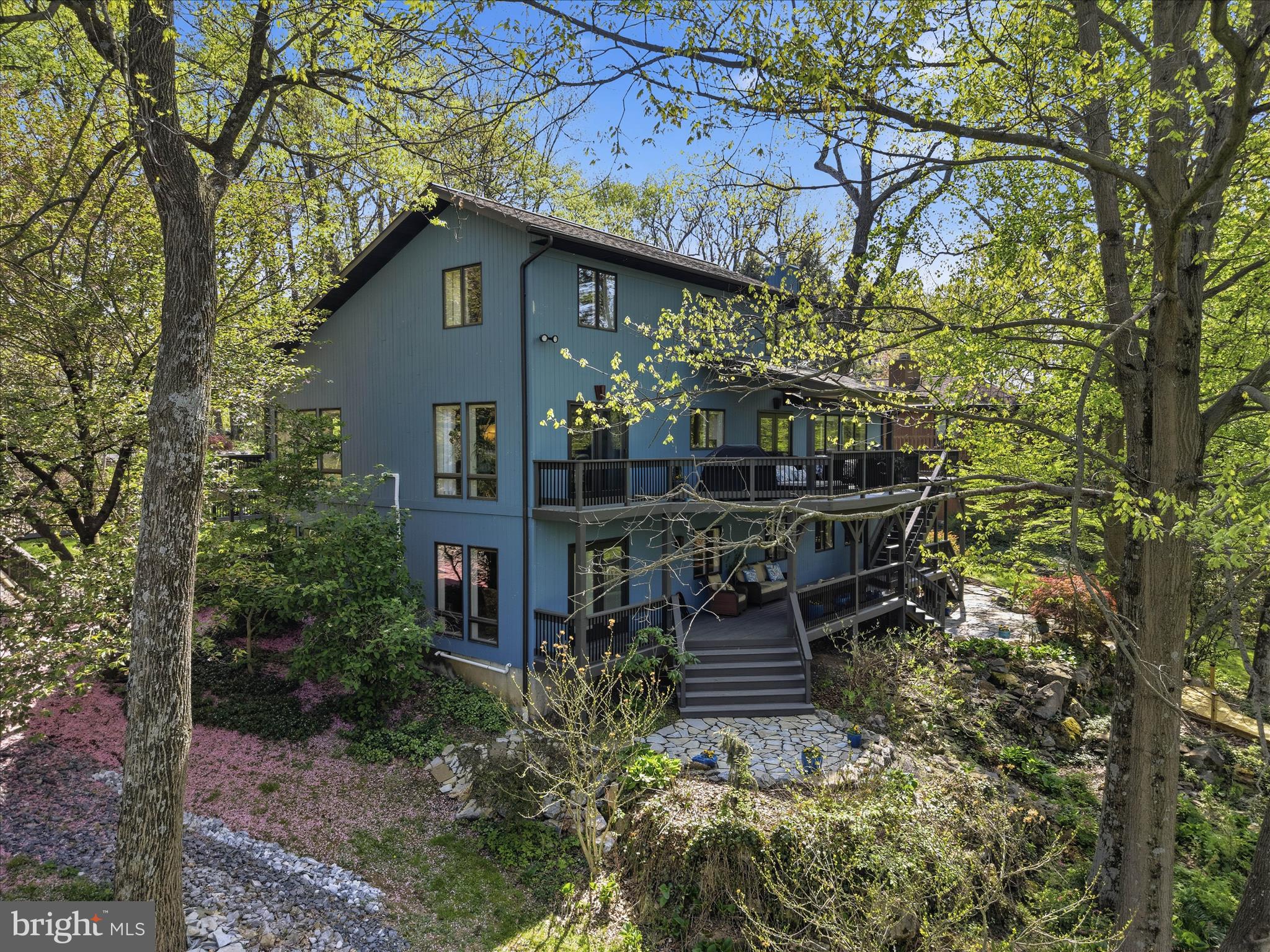 KISSEL HILL - Residential