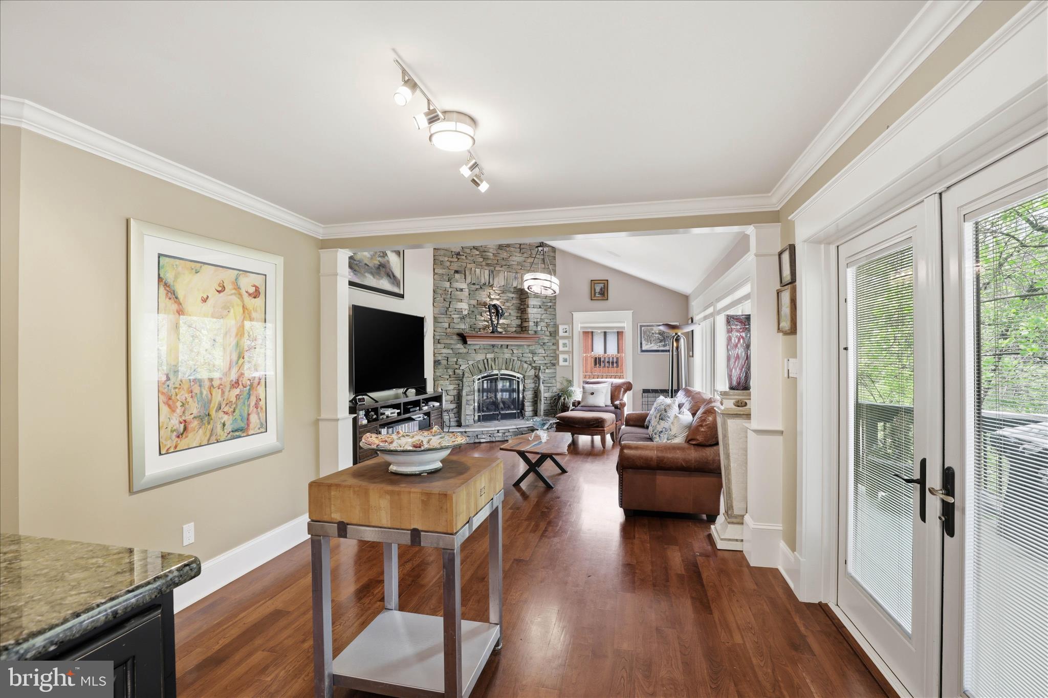 KISSEL HILL - Residential